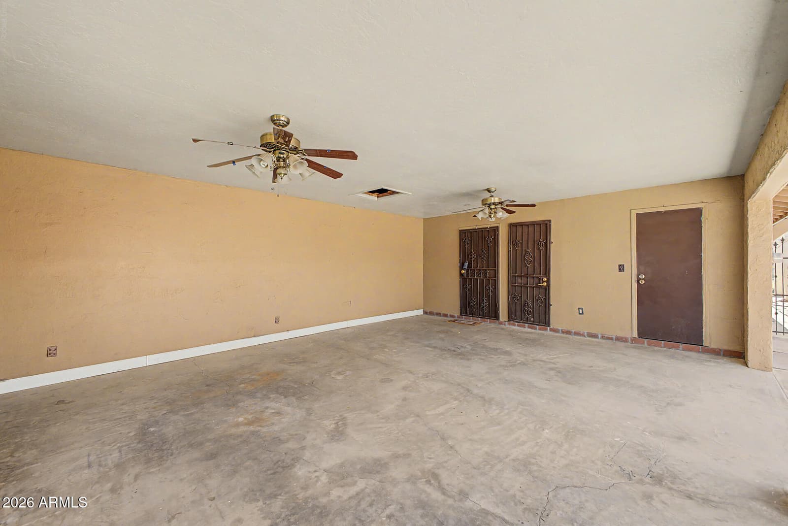 10517 W Catalina Drive, Avondale, AZ 85392 — photo 32 of 53