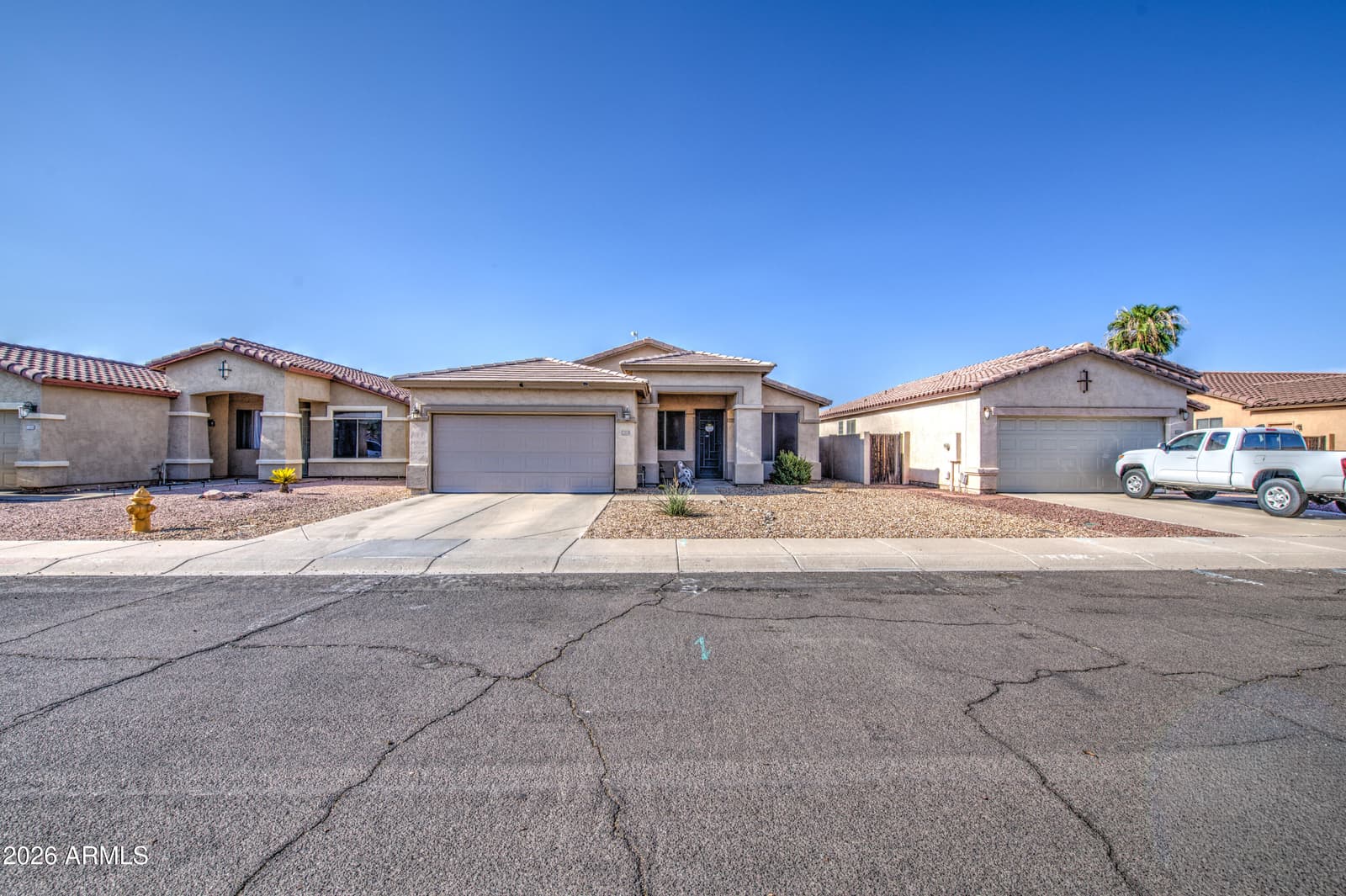 11554 W Bermuda Drive, Avondale, AZ 85392 — photo 2 of 44
