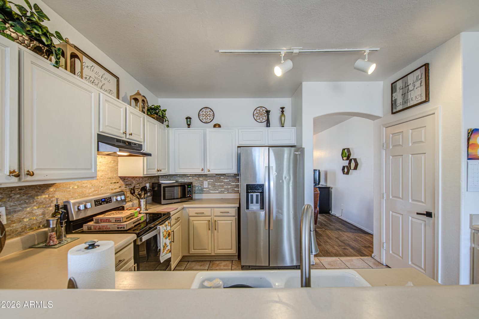 11554 W Bermuda Drive, Avondale, AZ 85392 — photo 14 of 44