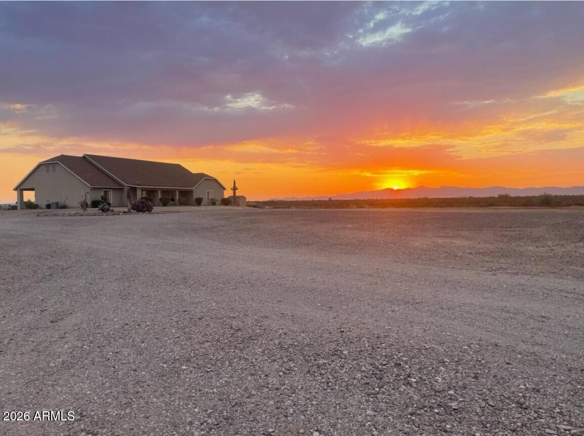 5306 N 371st Avenue, Tonopah, AZ 85354 — photo 2 of 46