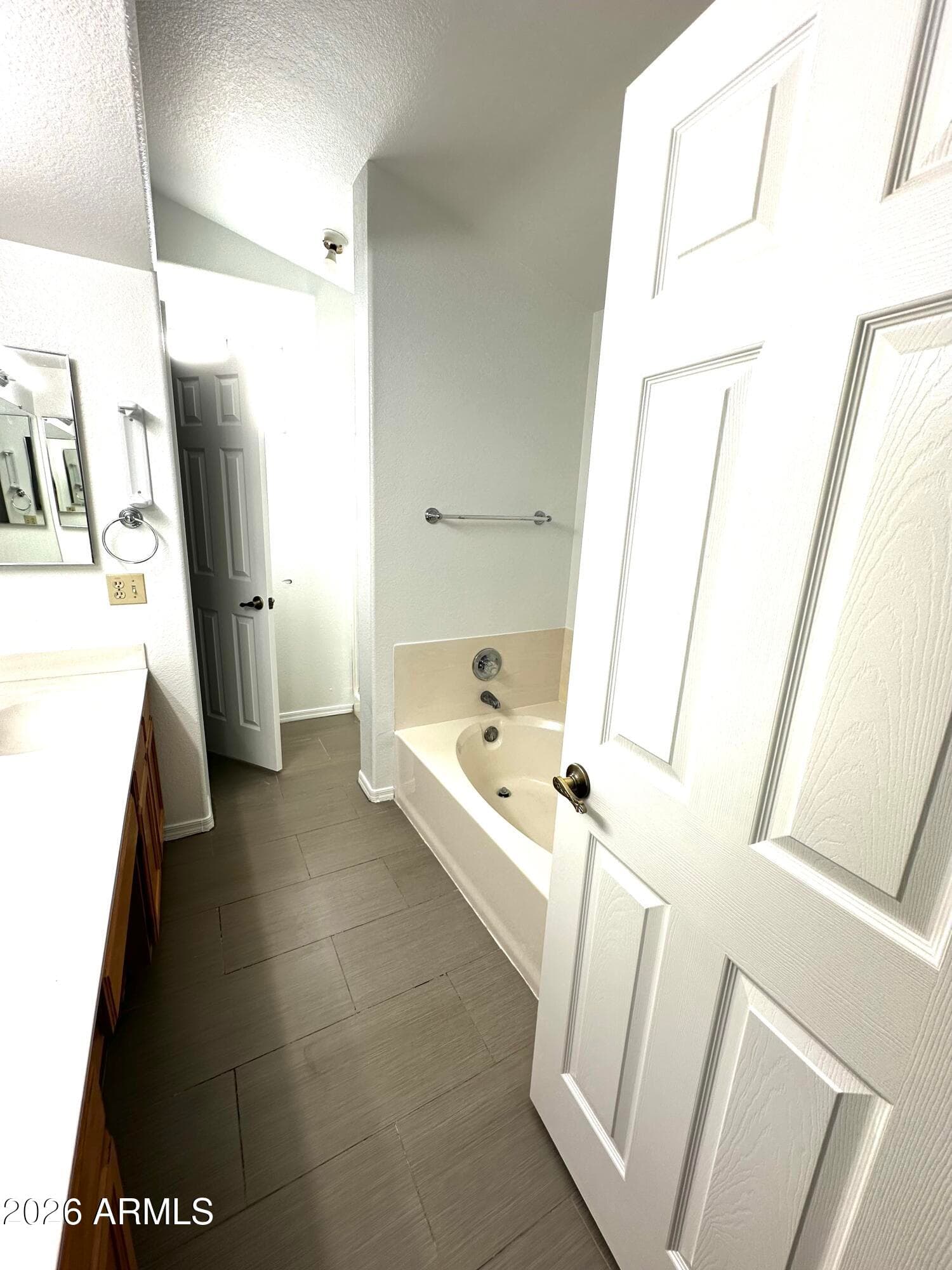 8650 W Pershing Avenue, Peoria, AZ 85381 — photo 5 of 29