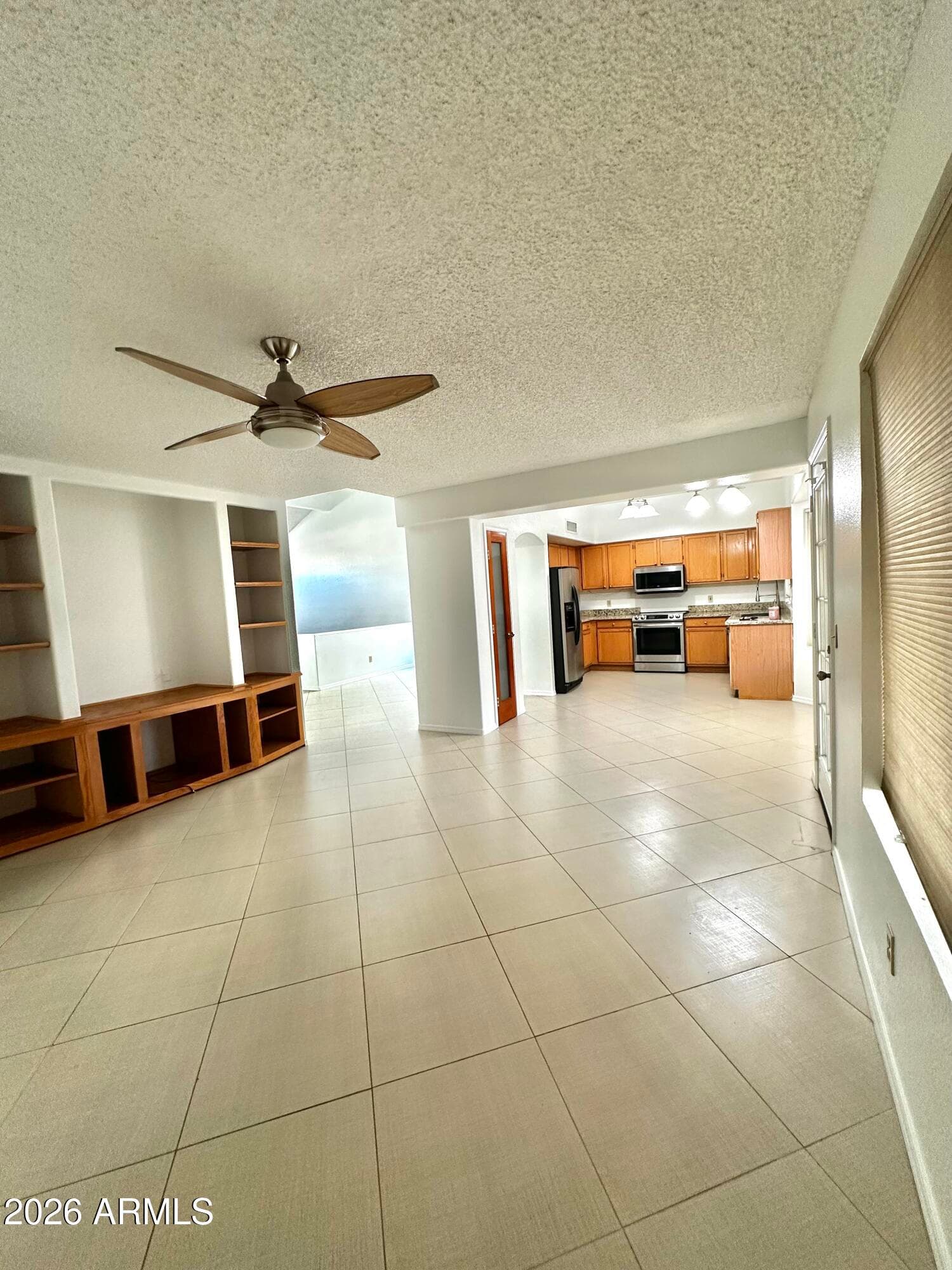 8650 W Pershing Avenue, Peoria, AZ 85381 — photo 15 of 29