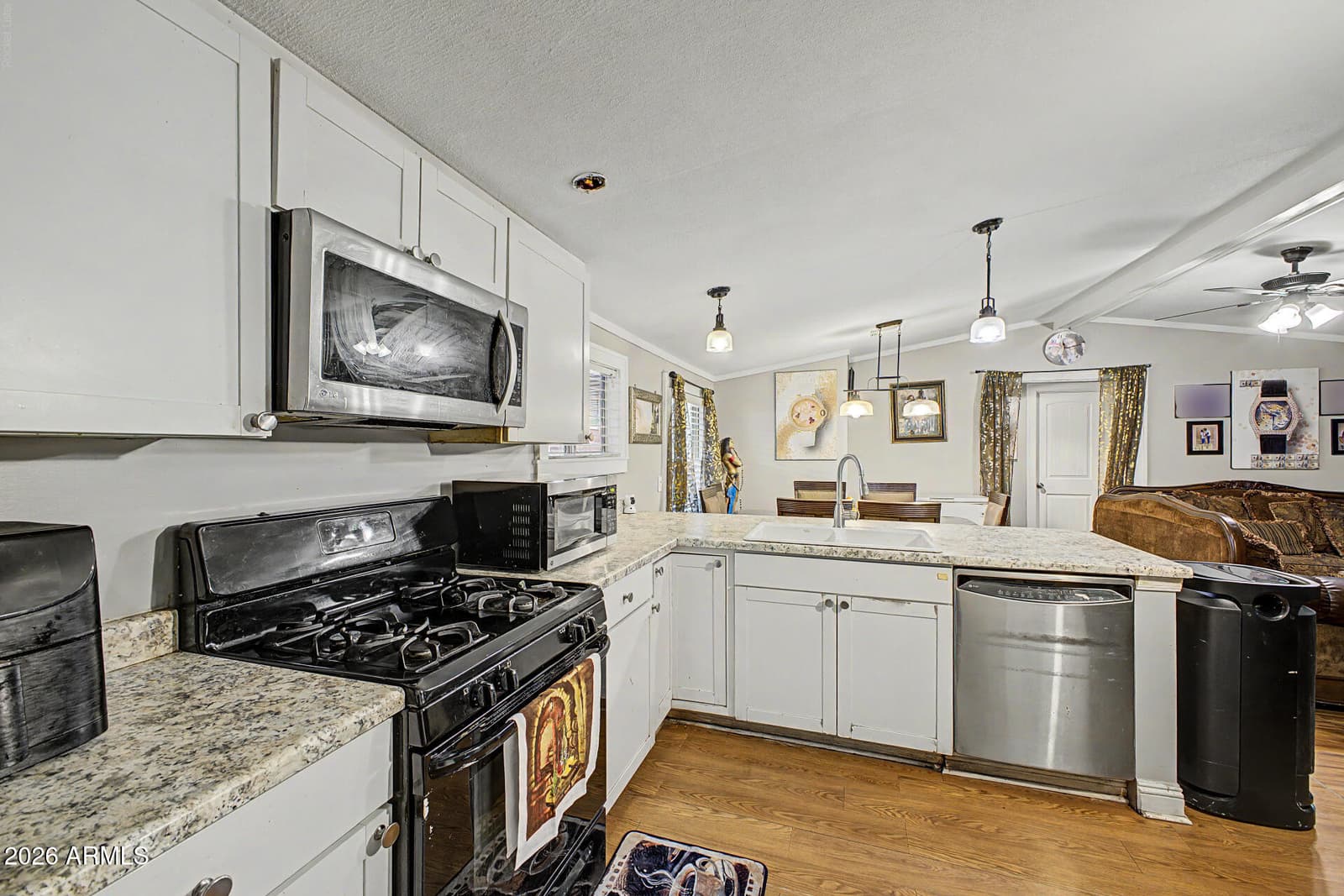 11000 N 91st Avenue 21, Peoria, AZ 85345 — photo 5 of 32