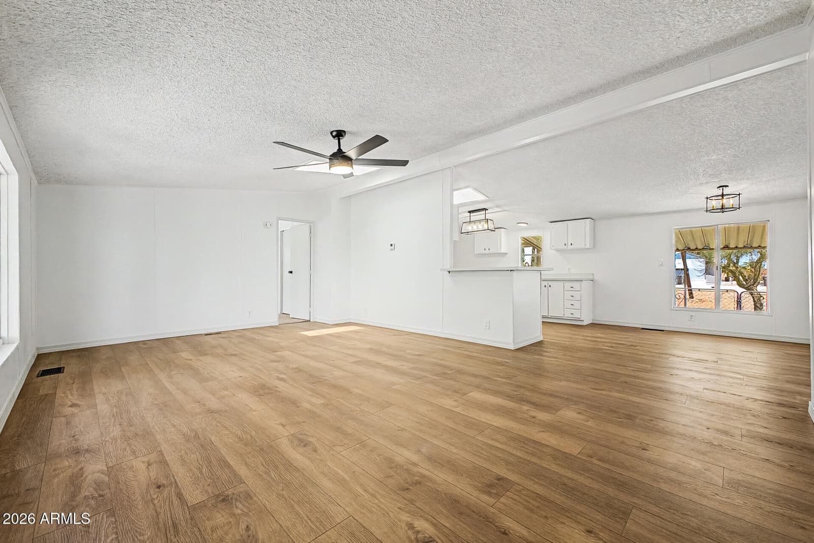 22324 W Sunshine Drive, Wittmann, AZ 85361 — photo 10 of 37