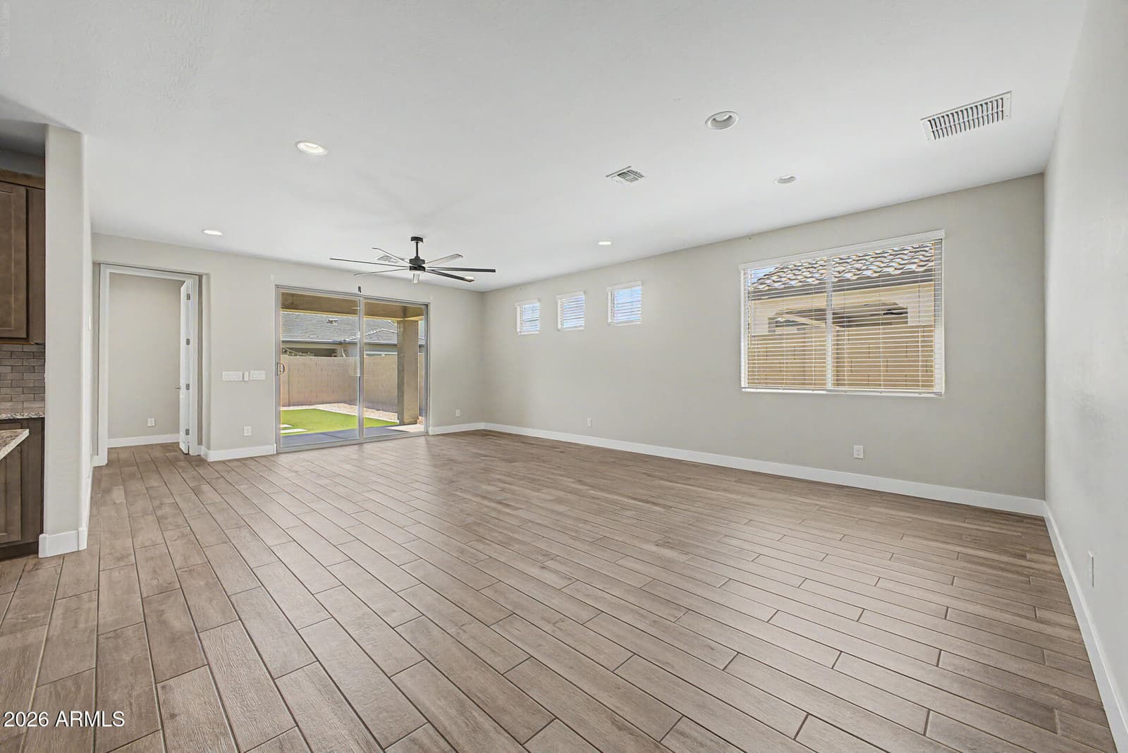 9701 E Spiral Avenue, Mesa, AZ 85212 — photo 5 of 39