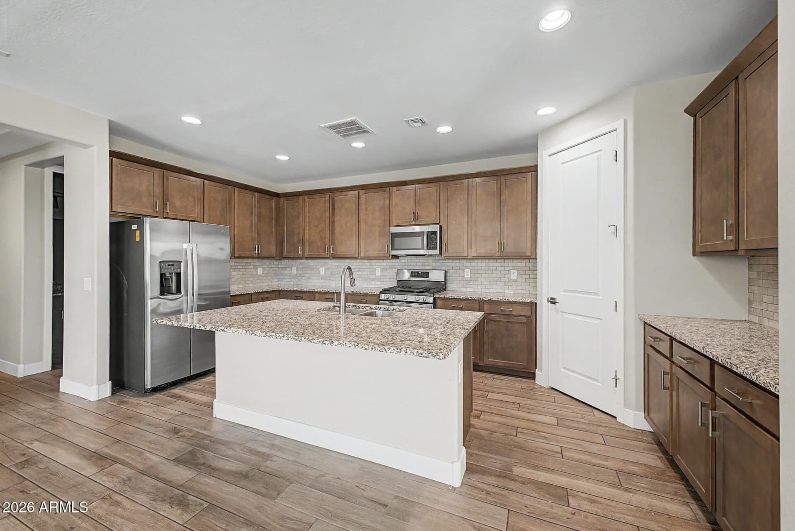 9701 E Spiral Avenue, Mesa, AZ 85212 — photo 8 of 39