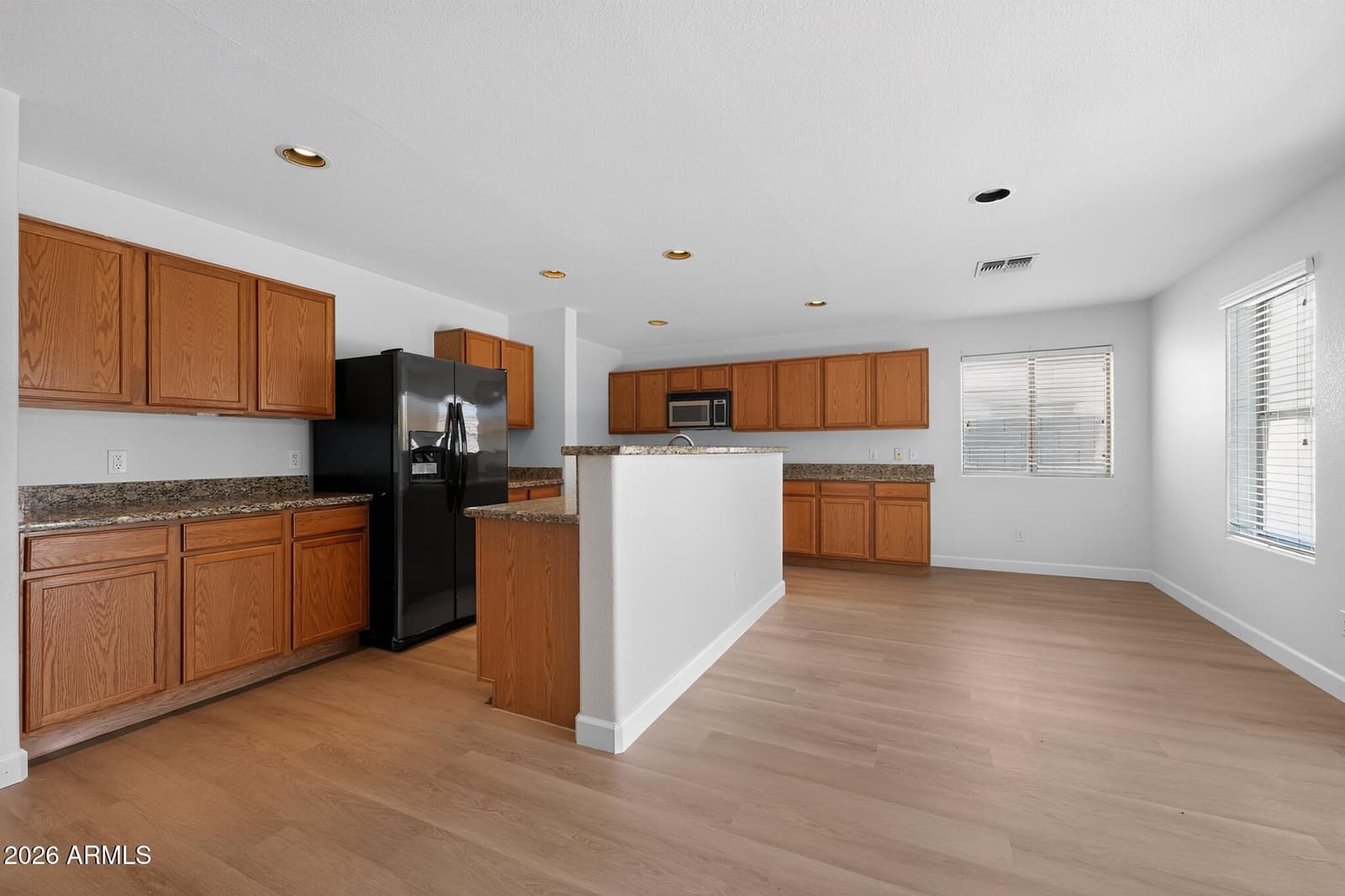 789 E Cowboy Cove Trail, San Tan Valley, AZ 85143 — photo 10 of 26