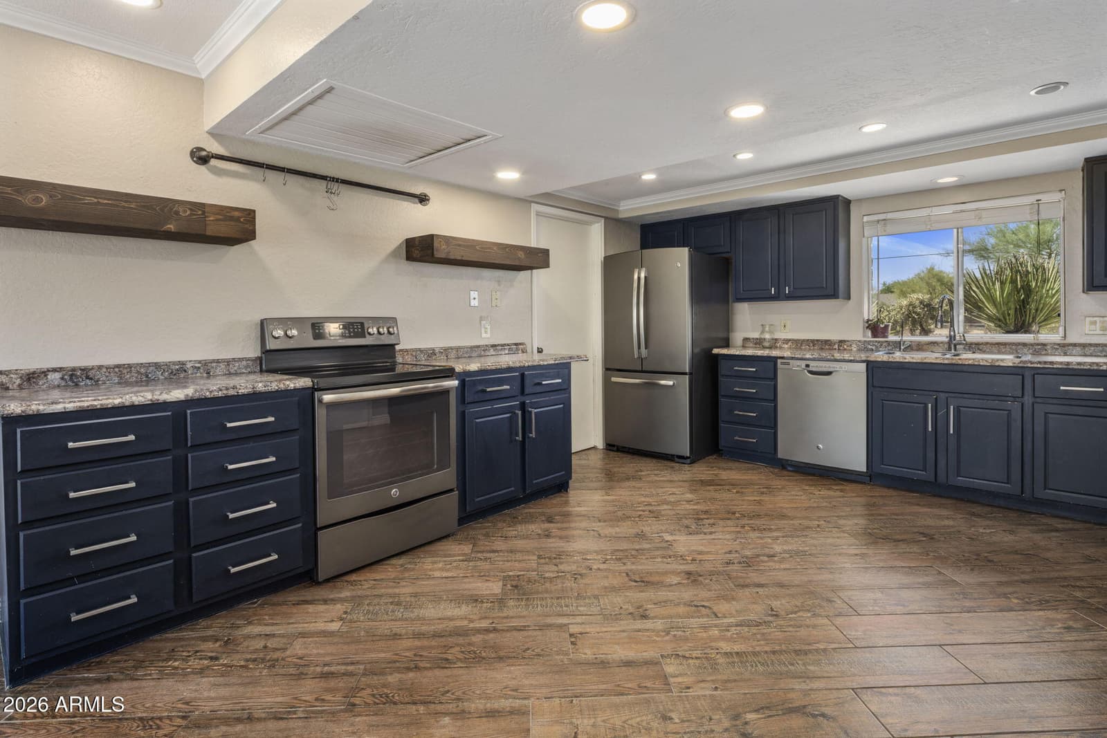 6914 E Highland. Road, Cave Creek, AZ 85331 — photo 15 of 44