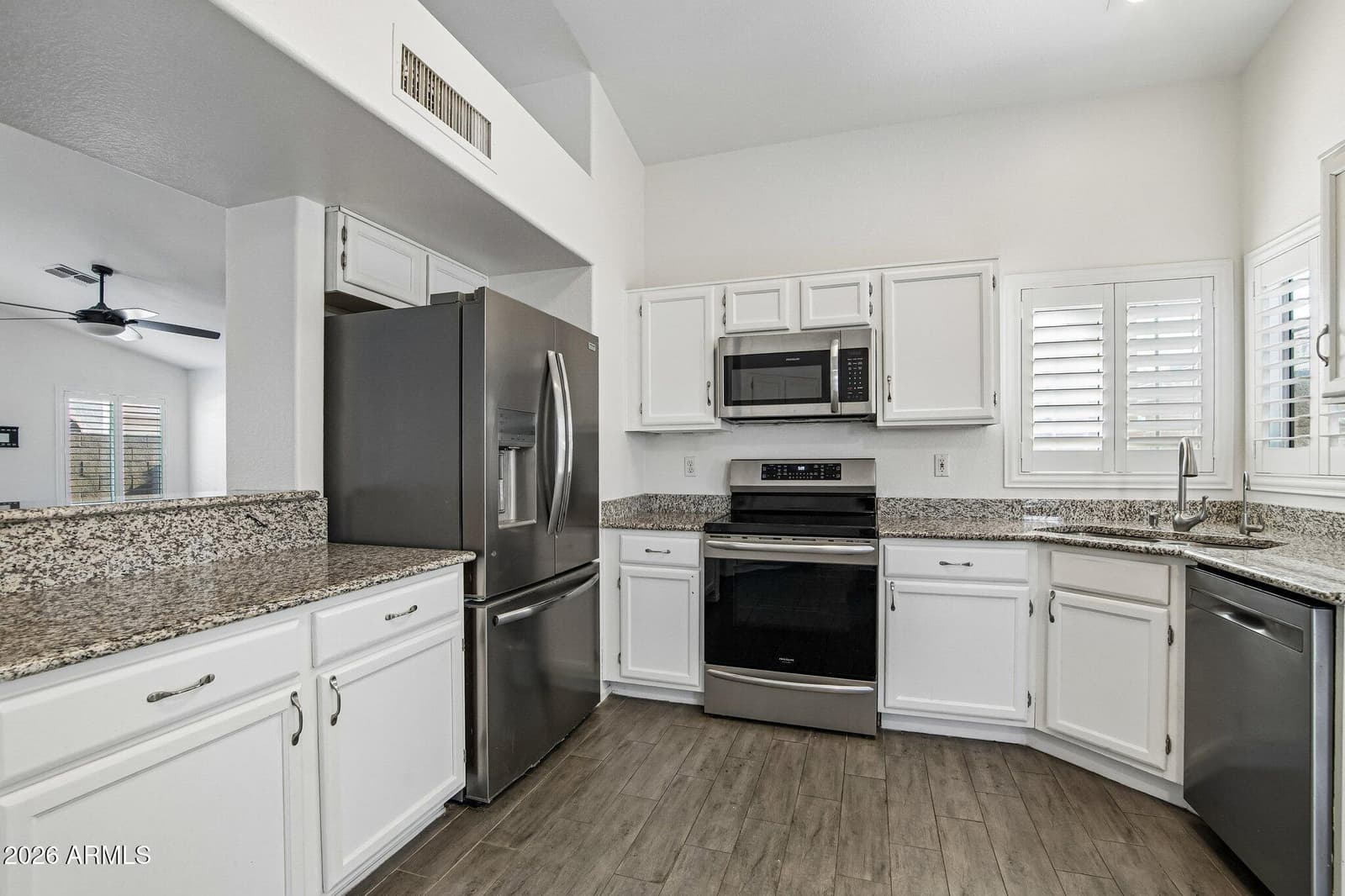 14617 S 43rd Place, Phoenix, AZ 85044 — photo 12 of 42