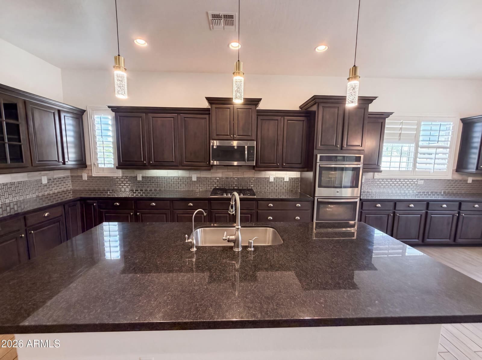 7420 W Crabapple Drive, Peoria, AZ 85383 — photo 11 of 35