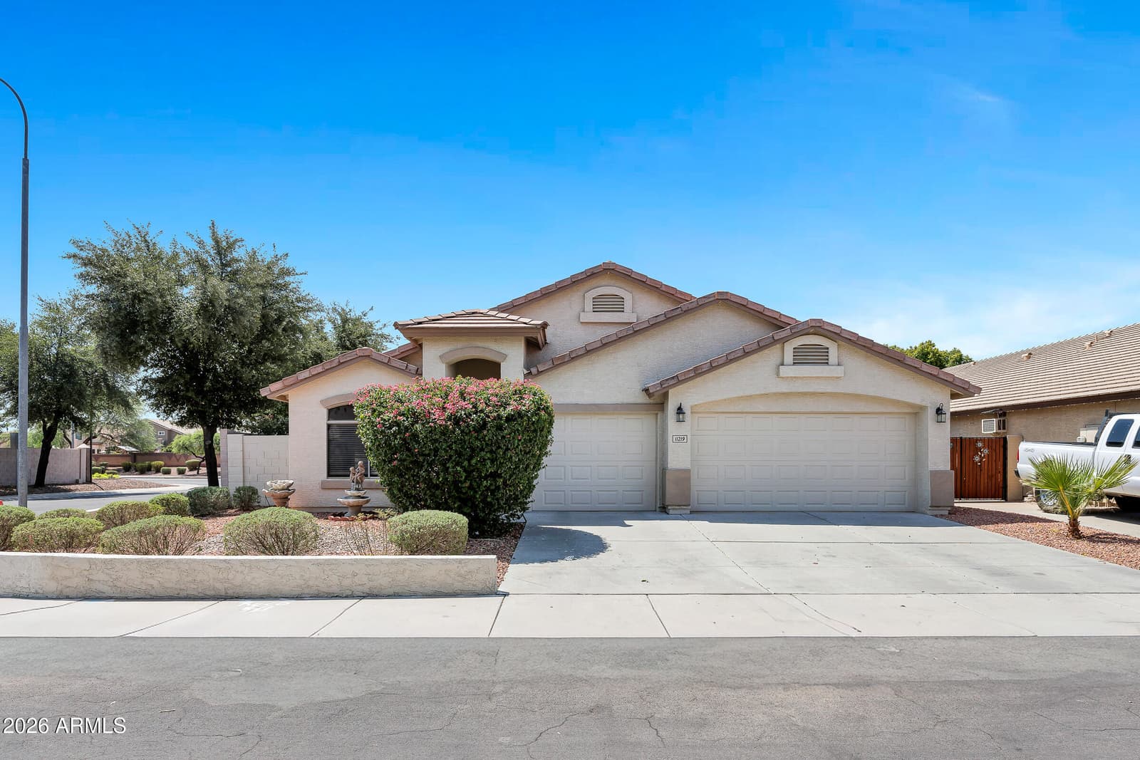 11219 W VERNON Avenue, Avondale, AZ 85392