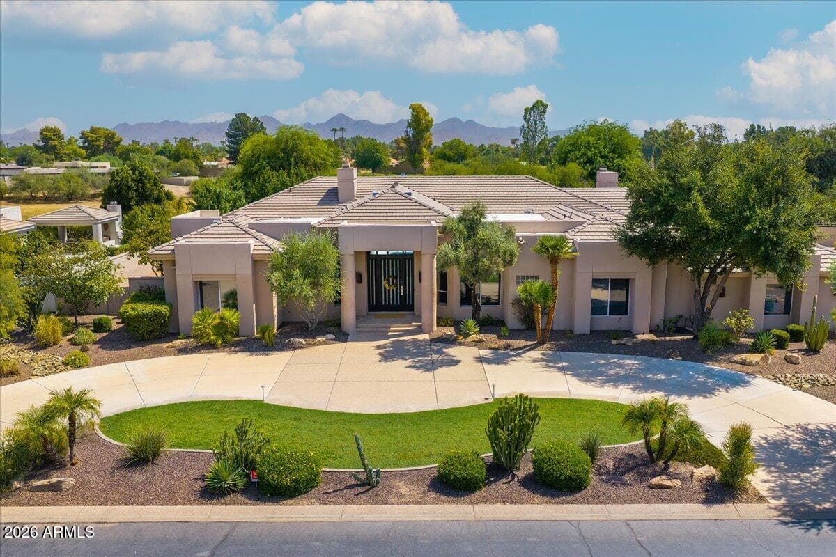 7124 E FOOTHILL Drive, Paradise Valley, AZ 85253