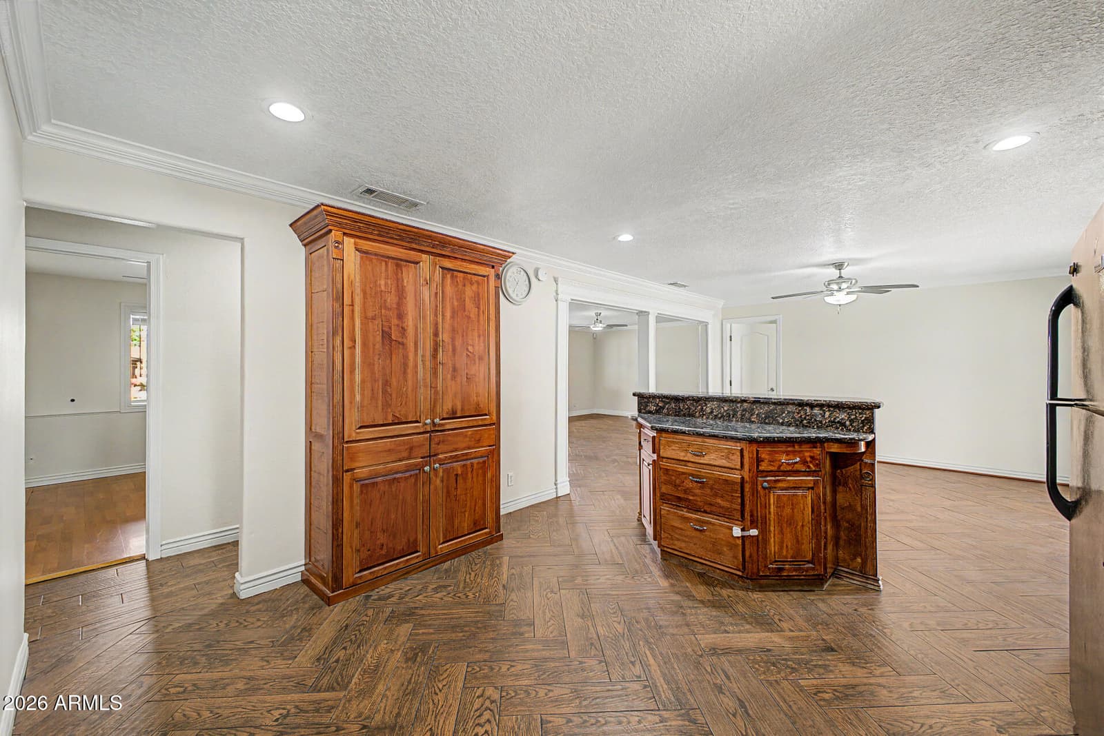 6241 W Highland Avenue, Phoenix, AZ 85033 — photo 8 of 27