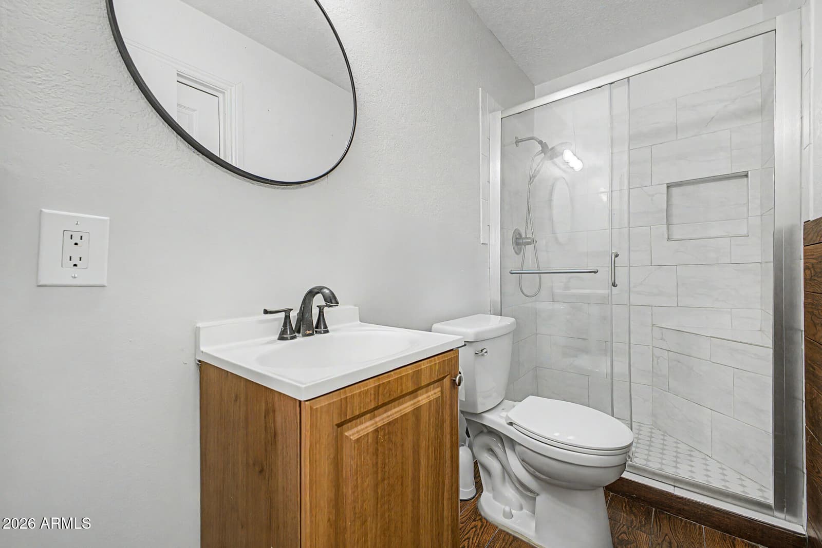 6241 W Highland Avenue, Phoenix, AZ 85033 — photo 11 of 27