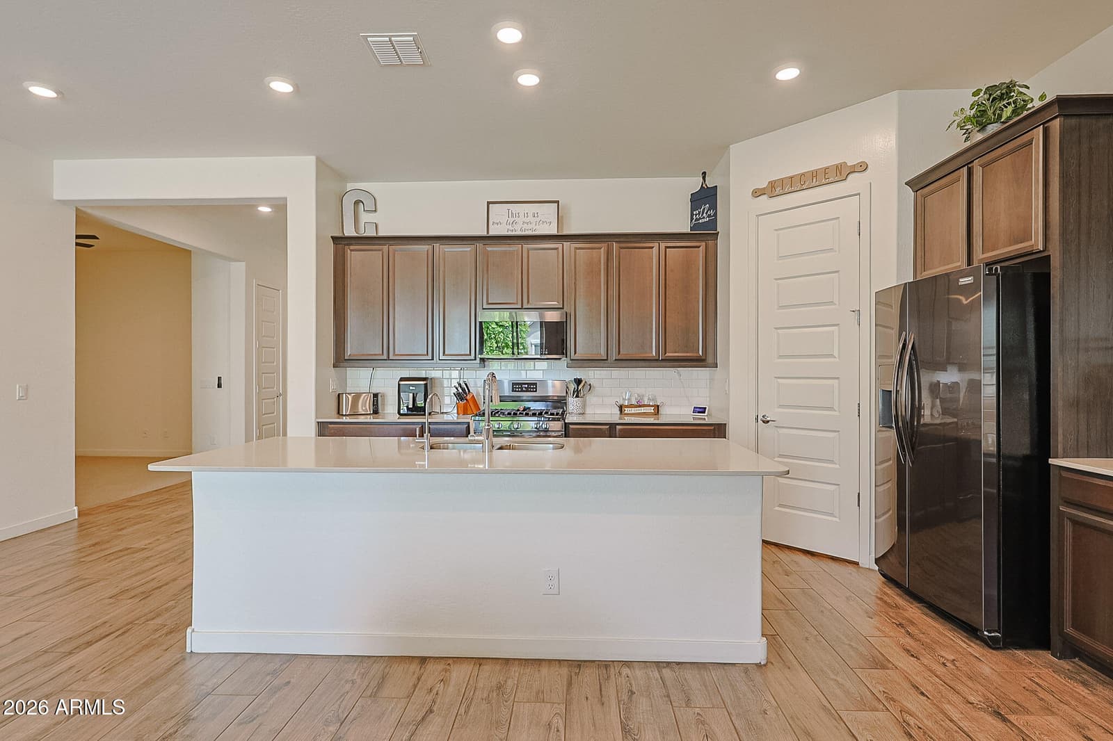 23942 N 166th Lane, Surprise, AZ 85387 — photo 9 of 31