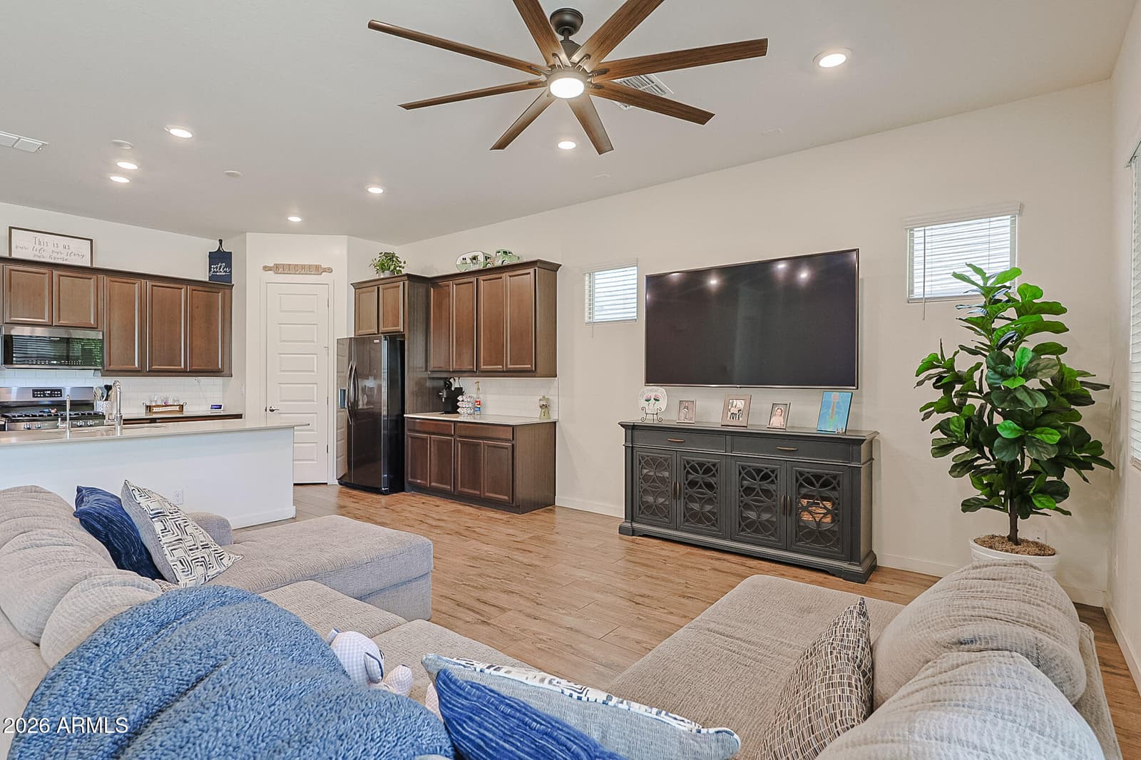 23942 N 166th Lane, Surprise, AZ 85387 — photo 11 of 31