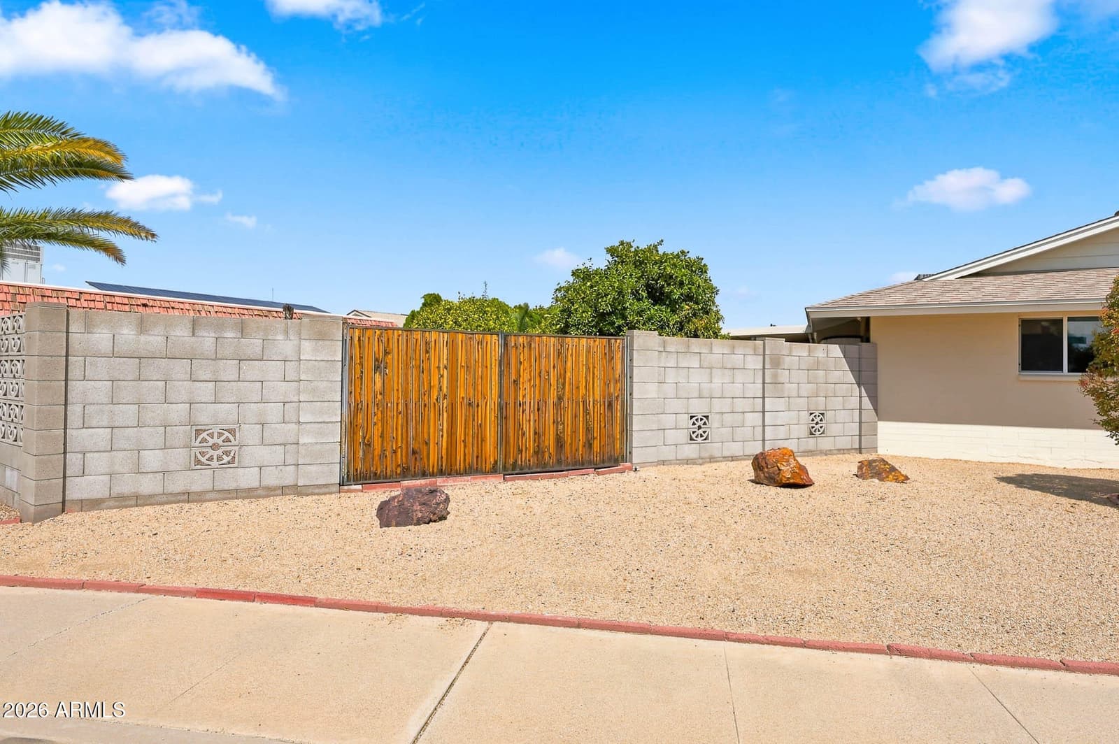 10466 W Mountain View Road, Sun City, AZ 85351 — photo 21 of 50