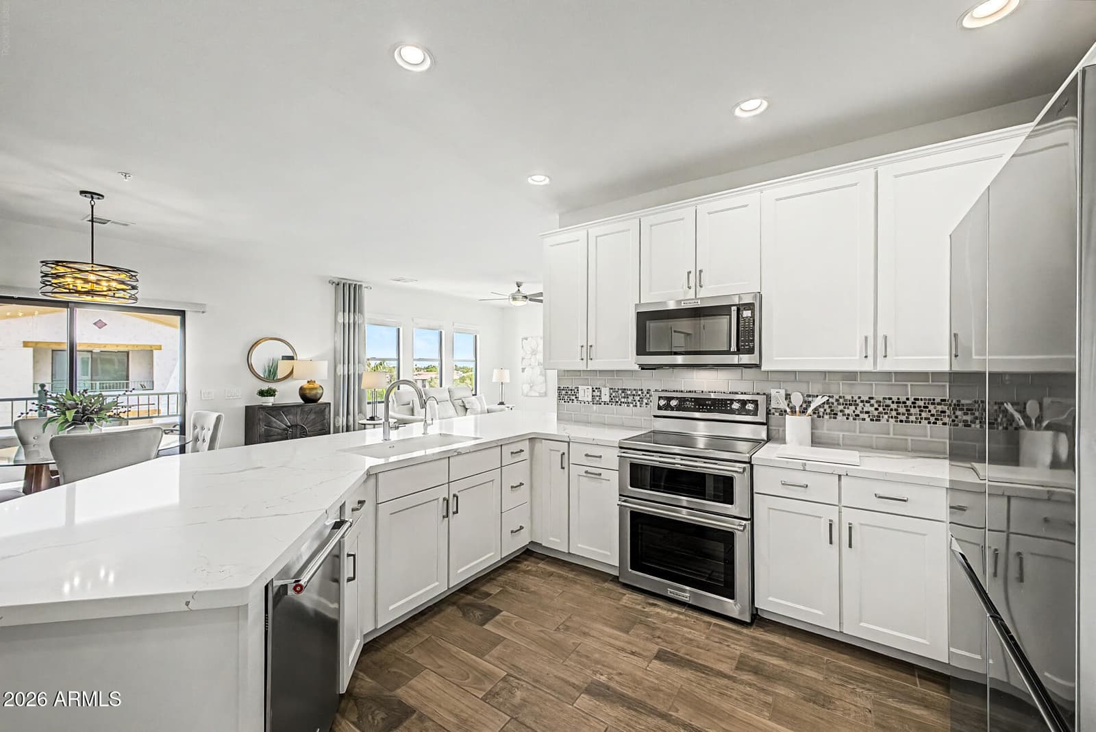 2511 W QUEEN CREEK Road 426, Chandler, AZ 85248