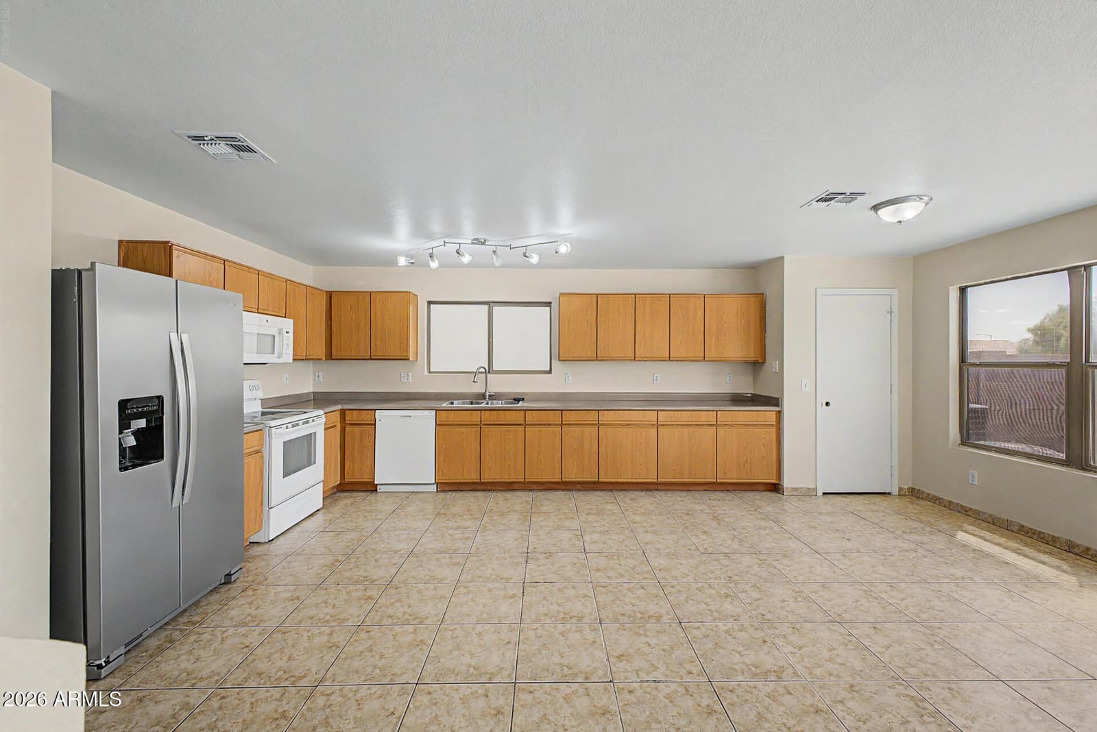 12852 N B Street, El Mirage, AZ 85335 — photo 10 of 36