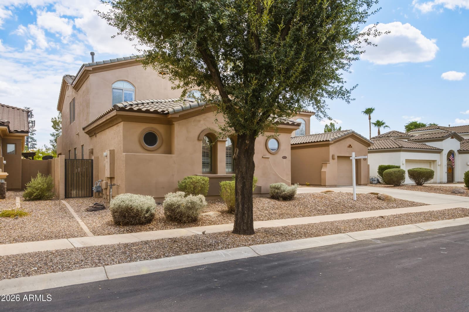 4615 E Carriage Court, Gilbert, AZ 85297 — photo 9 of 72