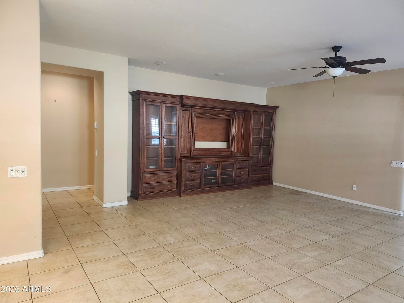 5205 W Molly Lane, Phoenix, AZ 85083 — photo 9 of 36