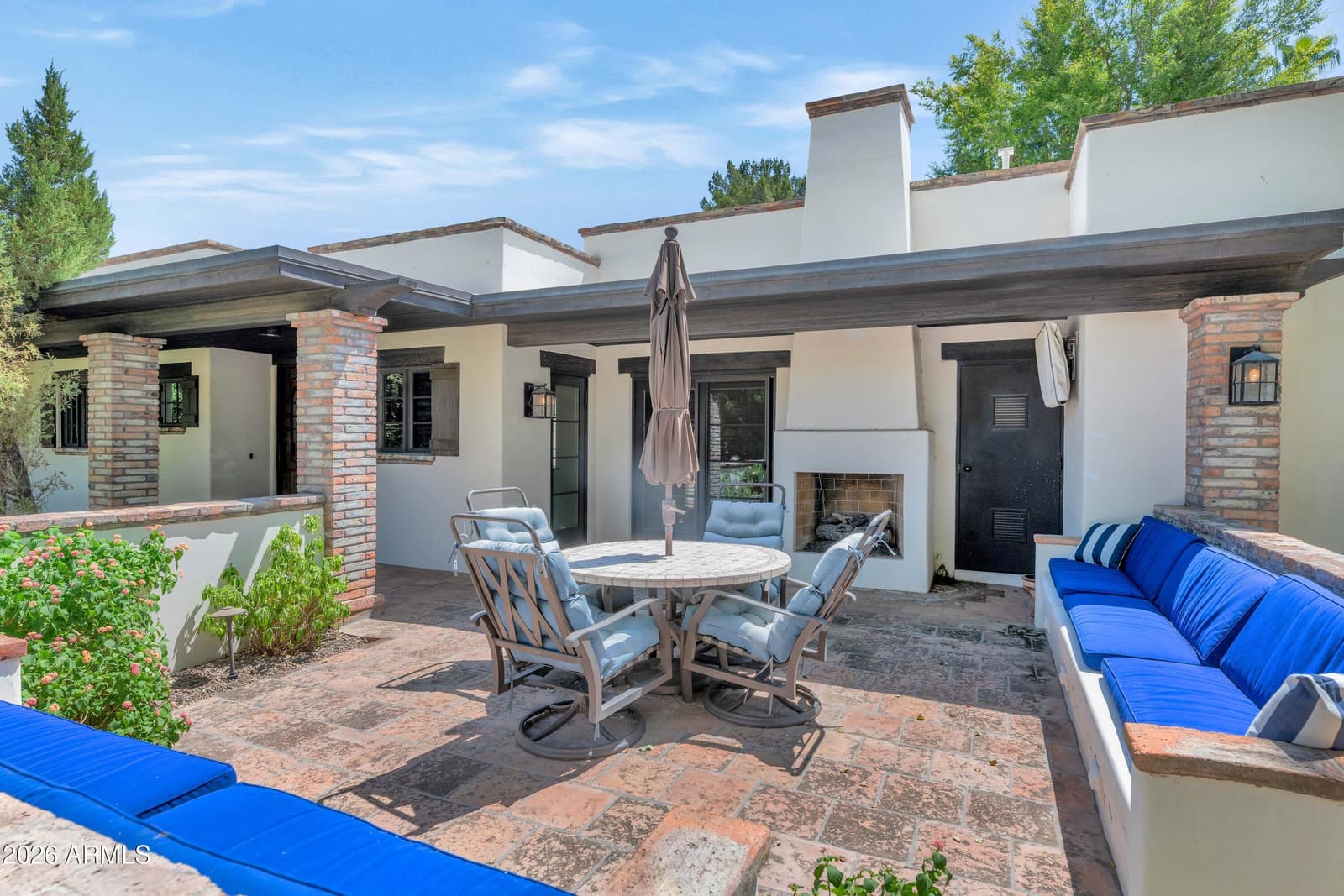 4735 N 32nd Place, Phoenix, AZ 85018 — photo 3 of 43