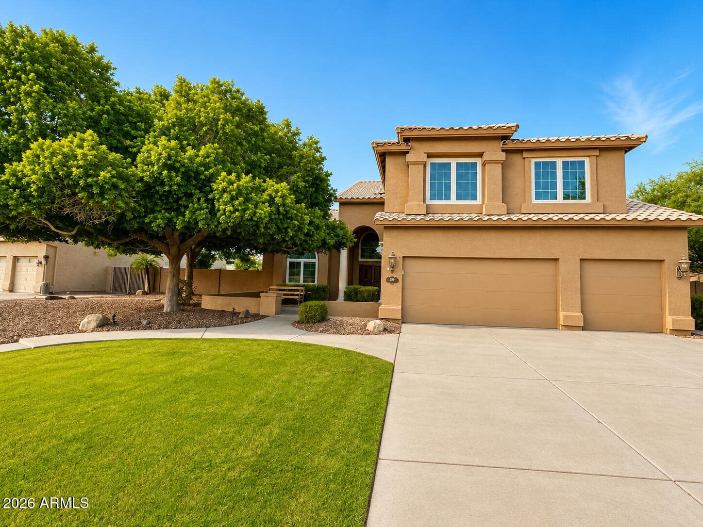 3820 E Amberwood Drive, Phoenix, AZ 85048