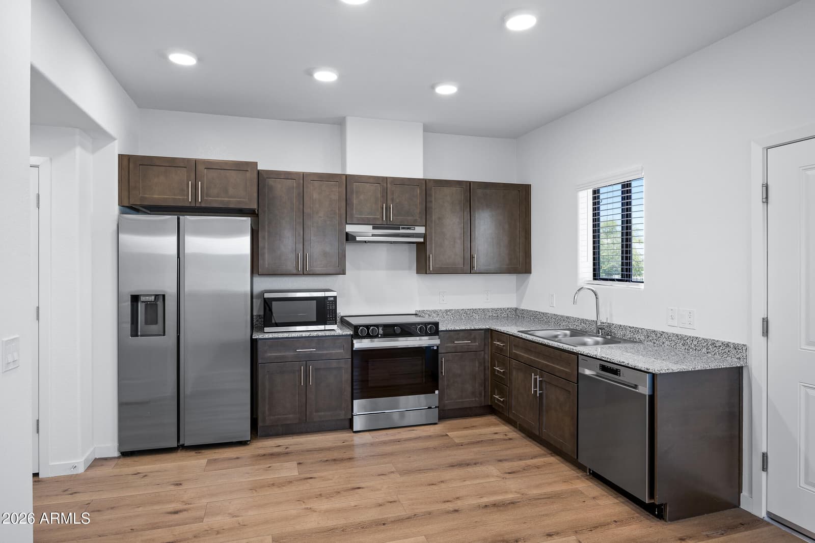 2307 E McArthur Drive, Tempe, AZ 85288 — photo 8 of 17