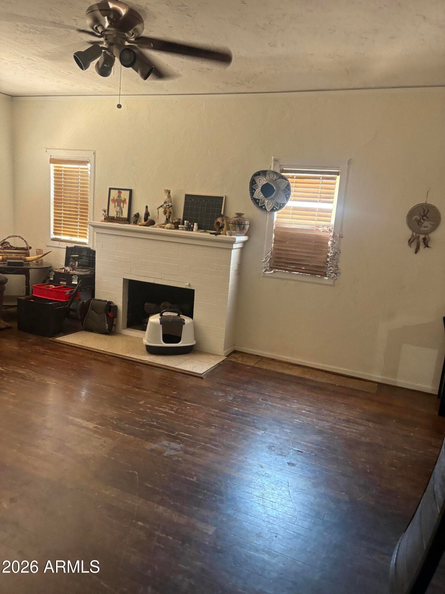 566 W Pinkley Avenue, Coolidge, AZ 85128 — photo 2 of 18