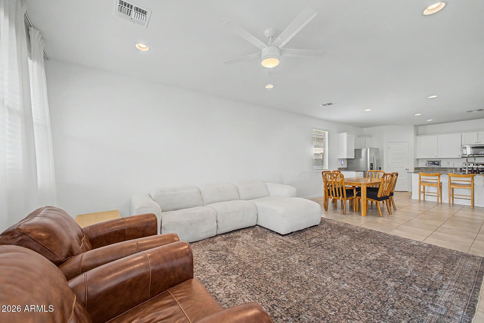 3402 W Shanley Avenue, Apache Junction, AZ 85120 — photo 5 of 41