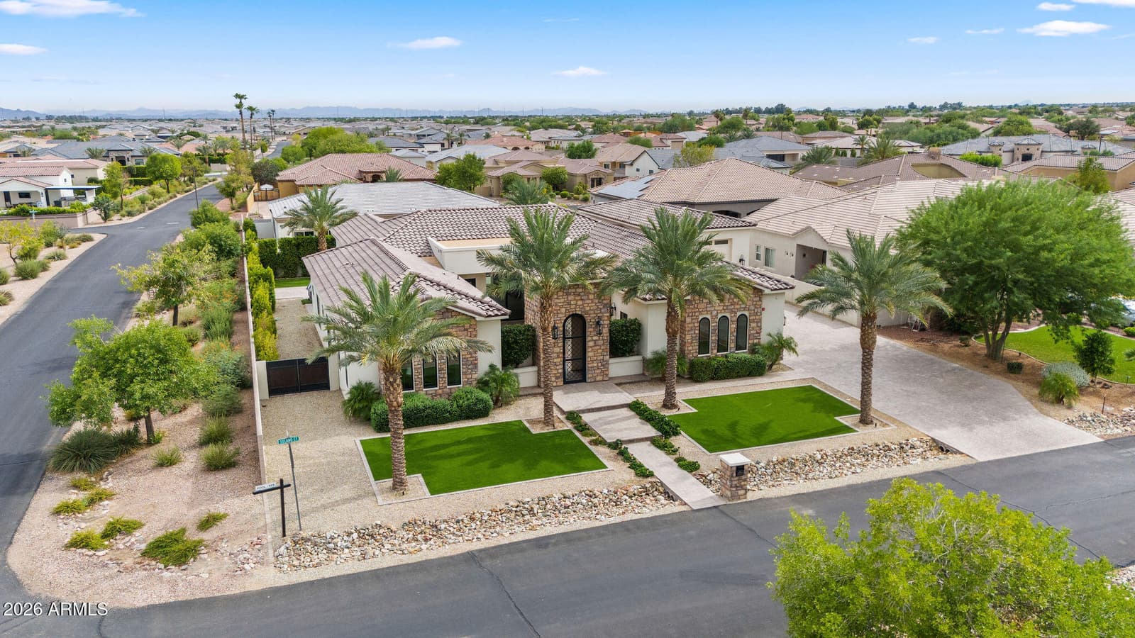 18203 W Solano Court, Litchfield Park, AZ 85340 — photo 12 of 76