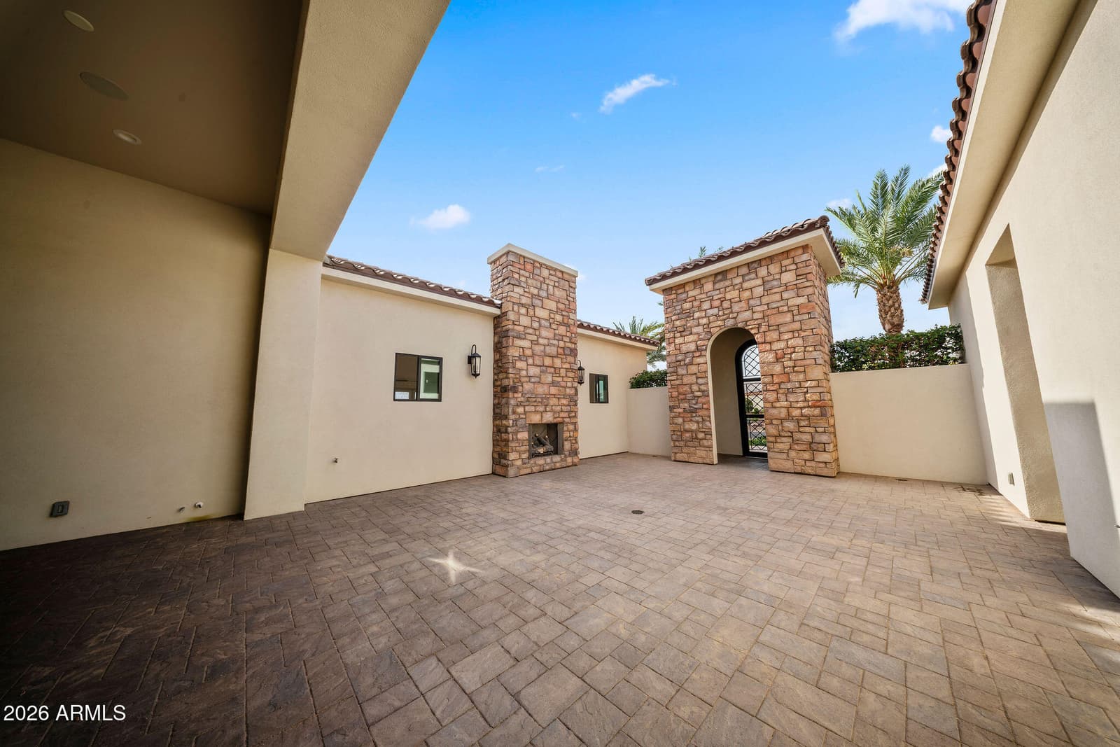 18203 W Solano Court, Litchfield Park, AZ 85340 — photo 7 of 76