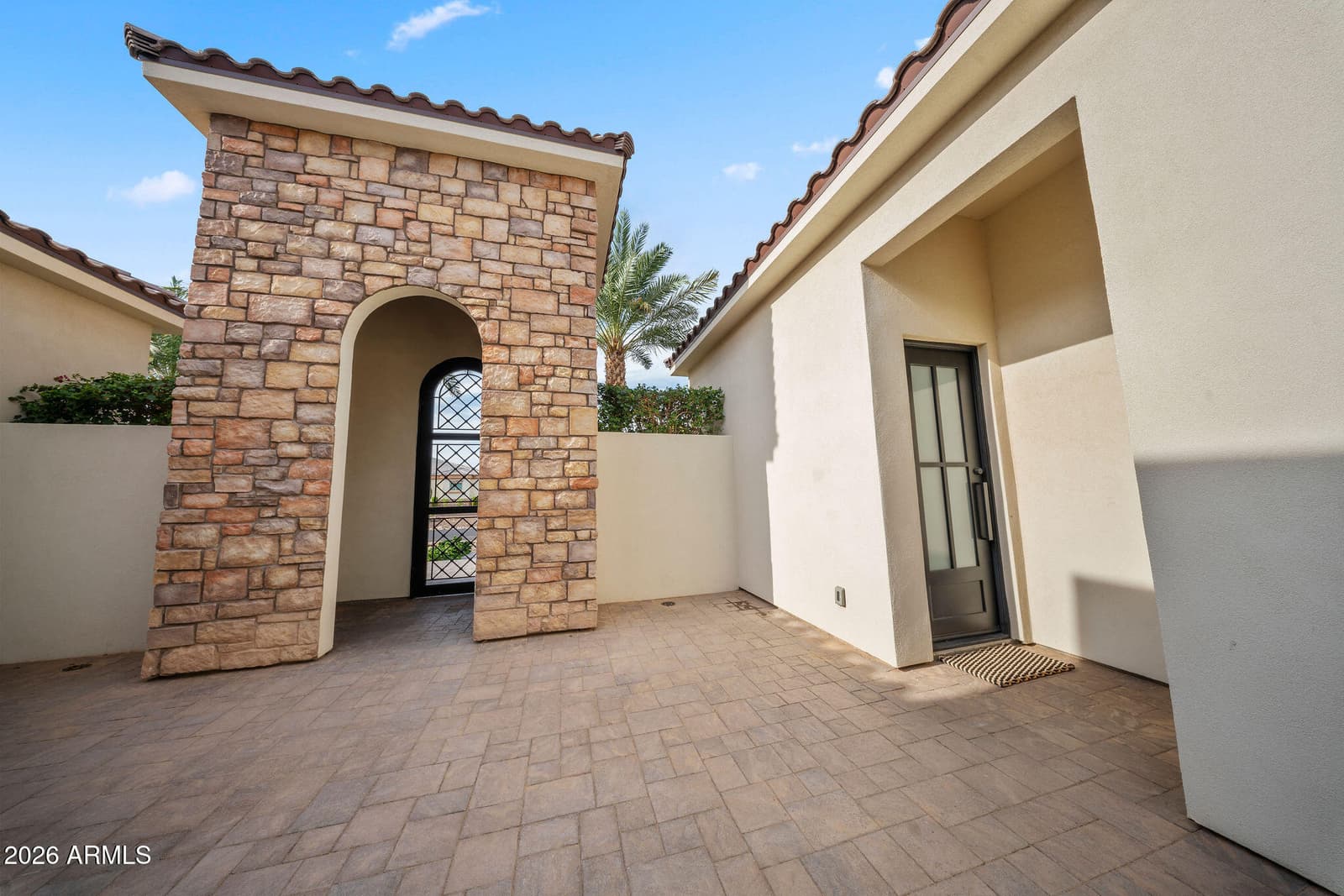 18203 W Solano Court, Litchfield Park, AZ 85340 — photo 5 of 76
