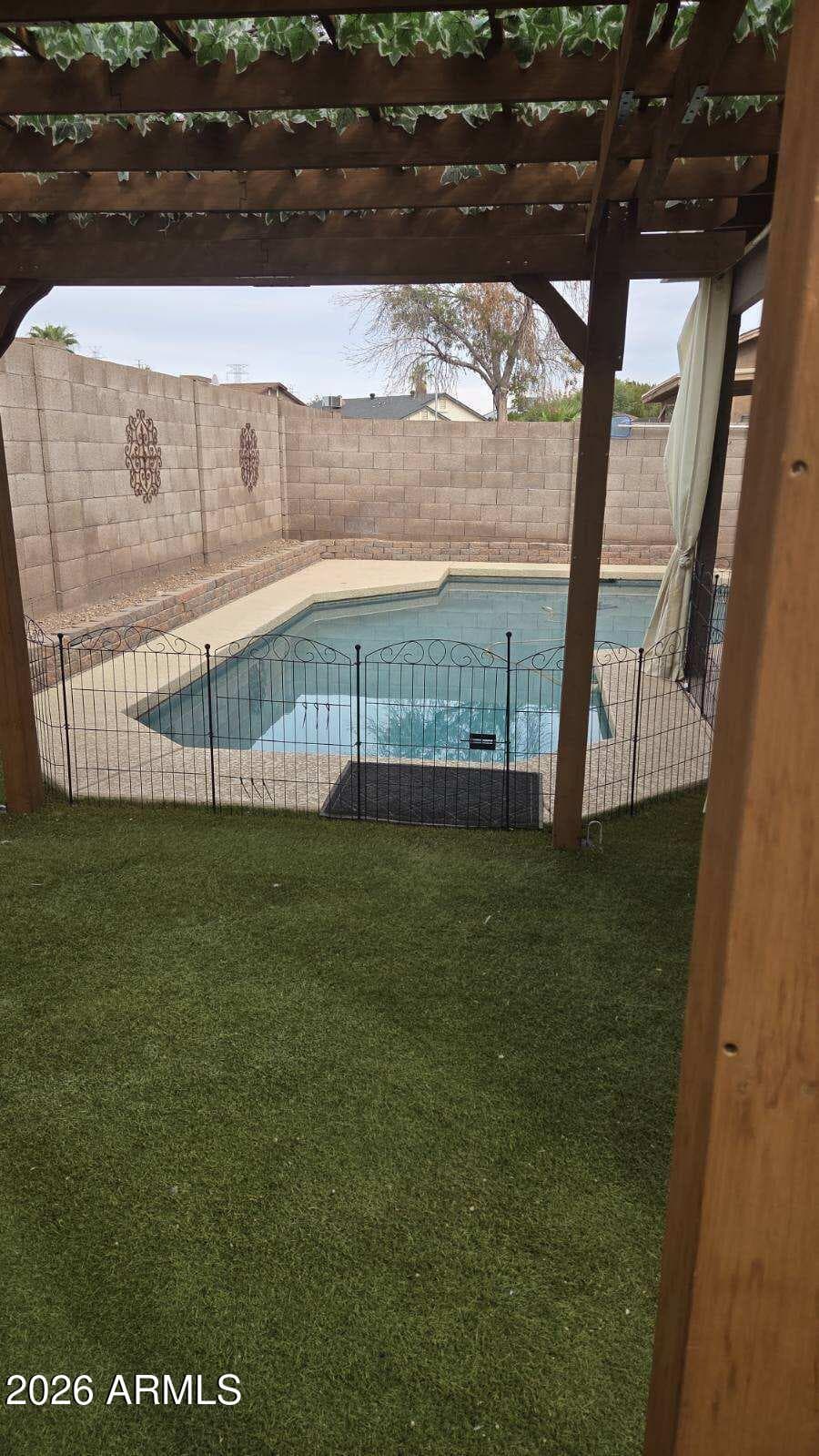 8574 N 110th Avenue, Peoria, AZ 85345 — photo 4 of 10