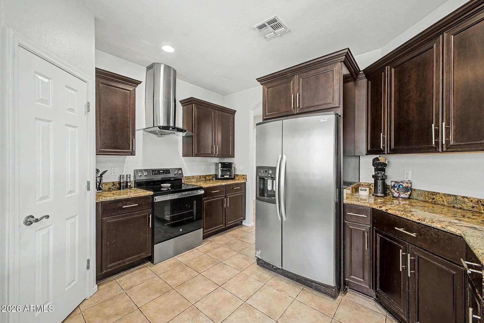6757 W Tether Trail, Peoria, AZ 85383 — photo 12 of 44