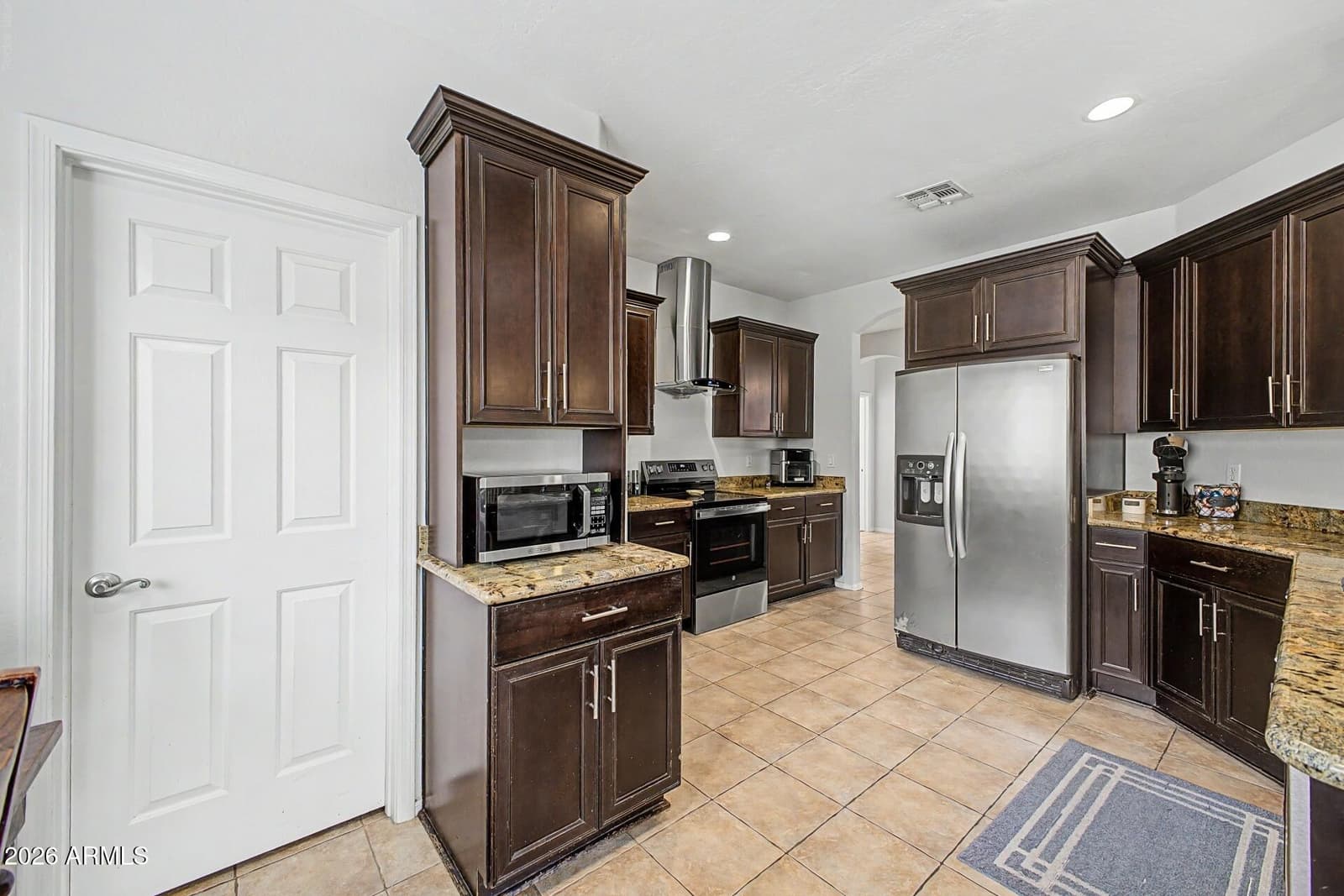 6757 W Tether Trail, Peoria, AZ 85383 — photo 14 of 44