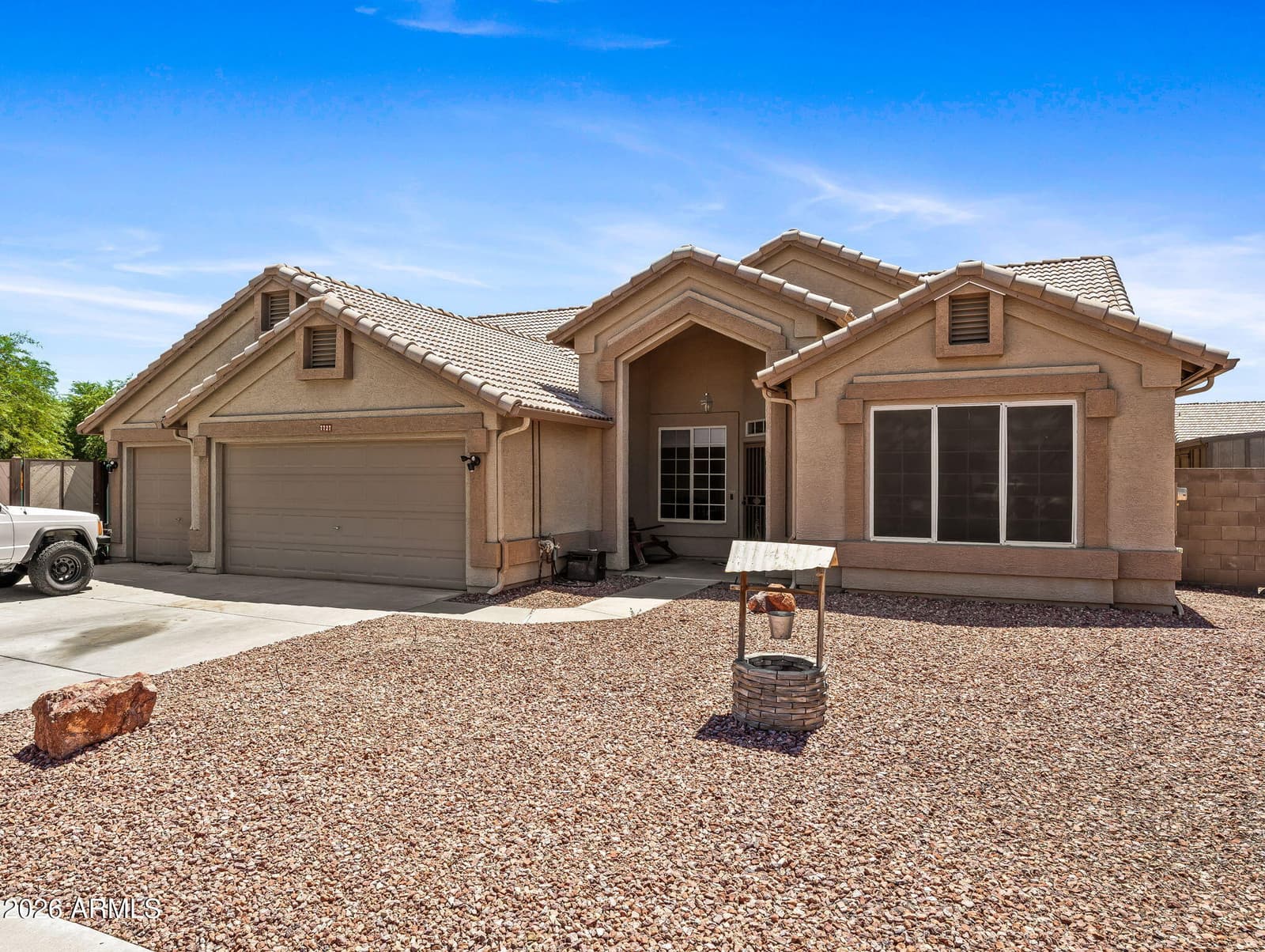7727 W Voltaire Avenue, Peoria, AZ 85381 — photo 2 of 46