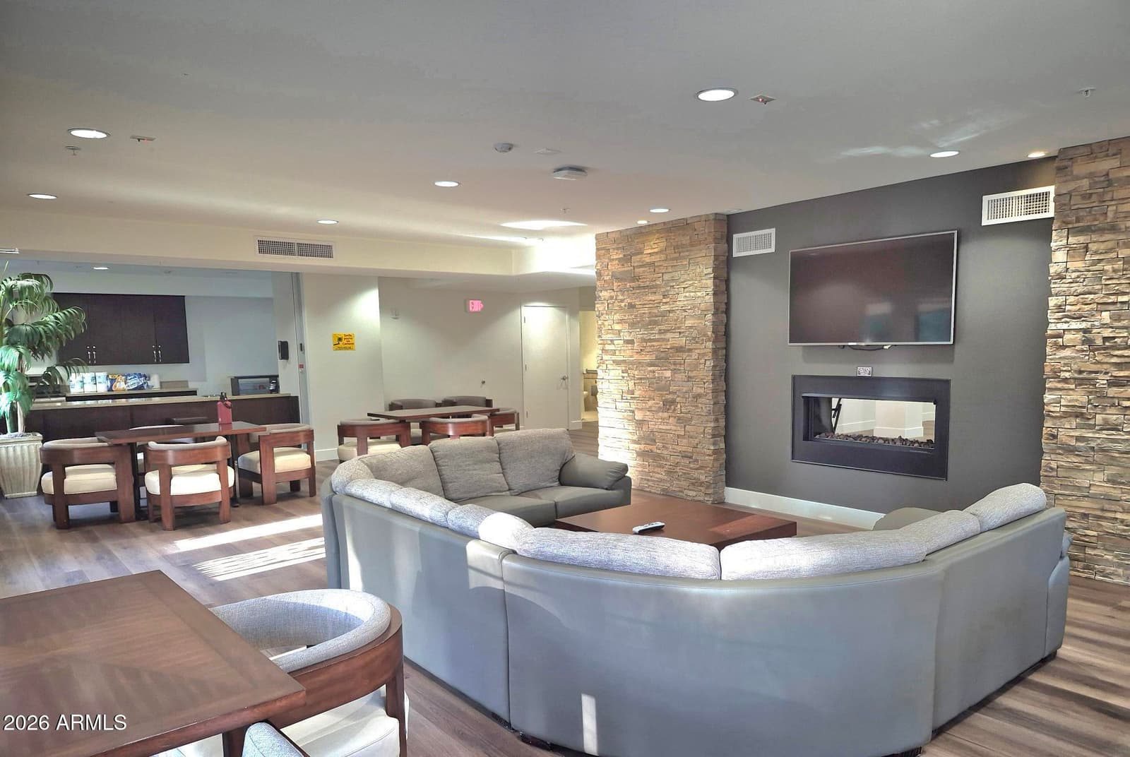 5450 E Deer Valley Drive 3010, Phoenix, AZ 85054 — photo 48 of 60