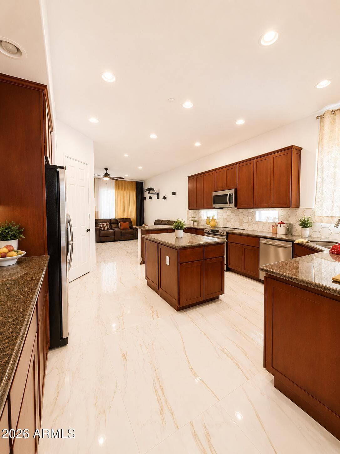 15516 E Sycamore Drive, Fountain Hills, AZ 85268 — photo 11 of 32