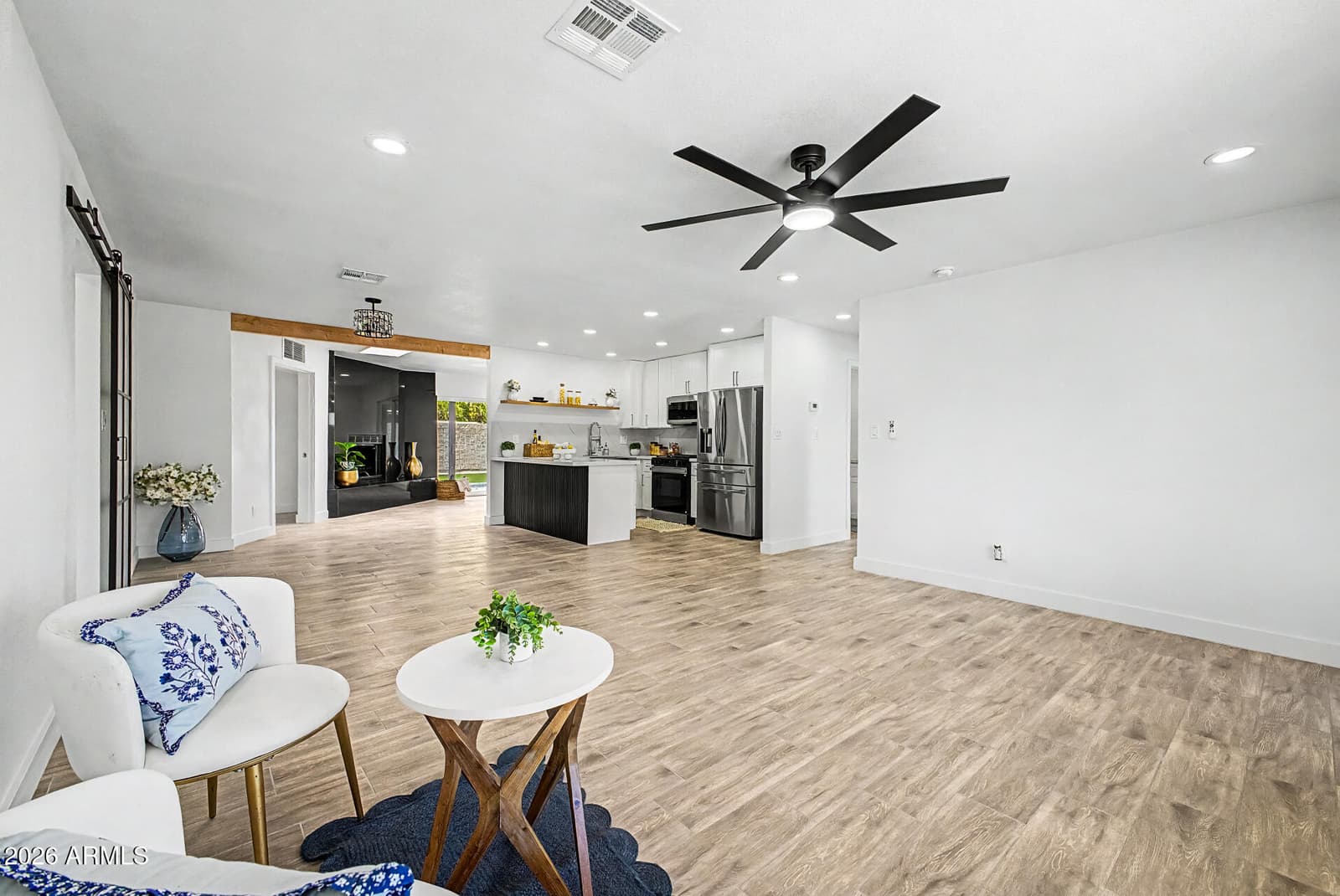 7384 W Beryl Avenue, Peoria, AZ 85345 — photo 4 of 35