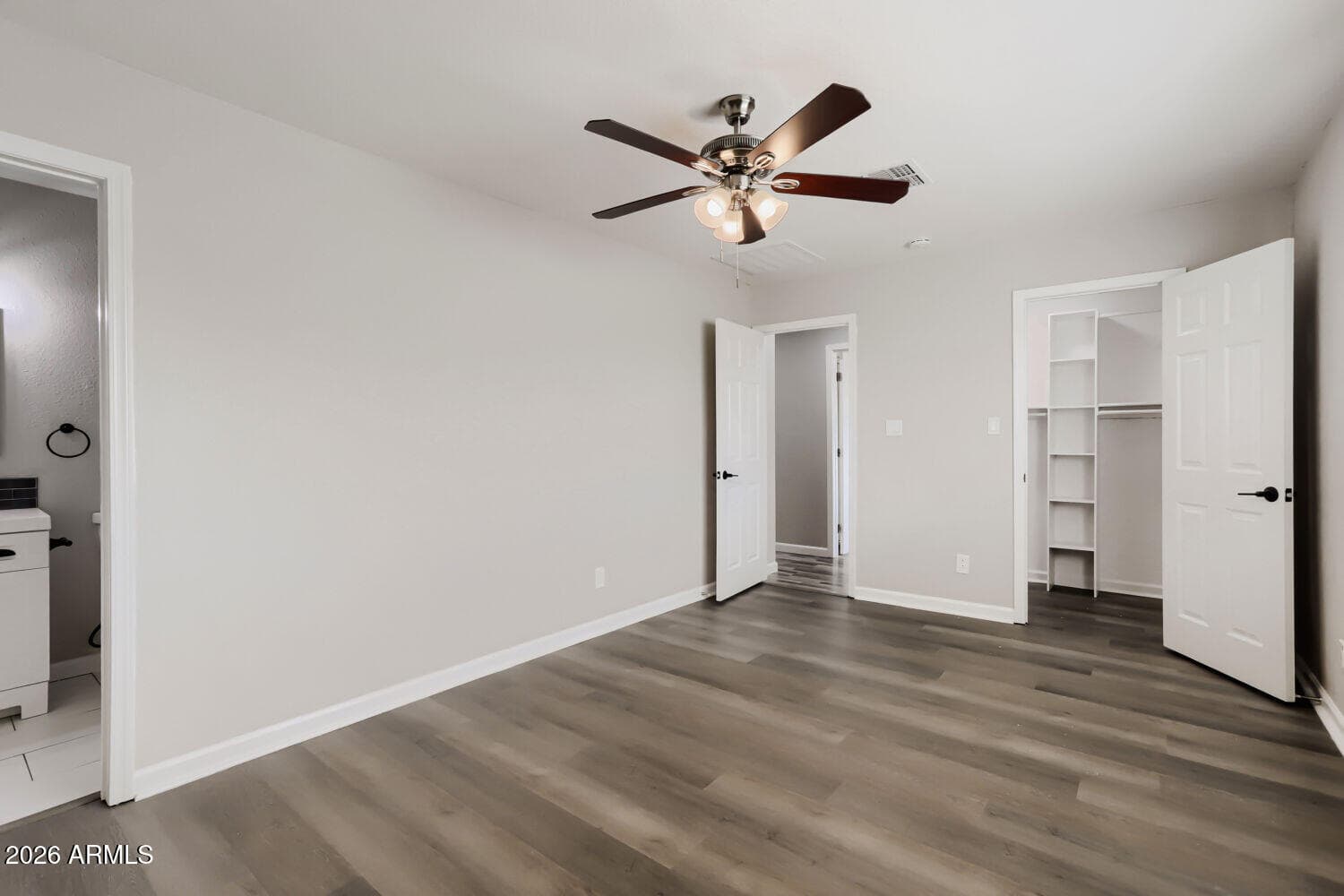 5755 W Sunnyside Drive, Glendale, AZ 85304 — photo 14 of 29