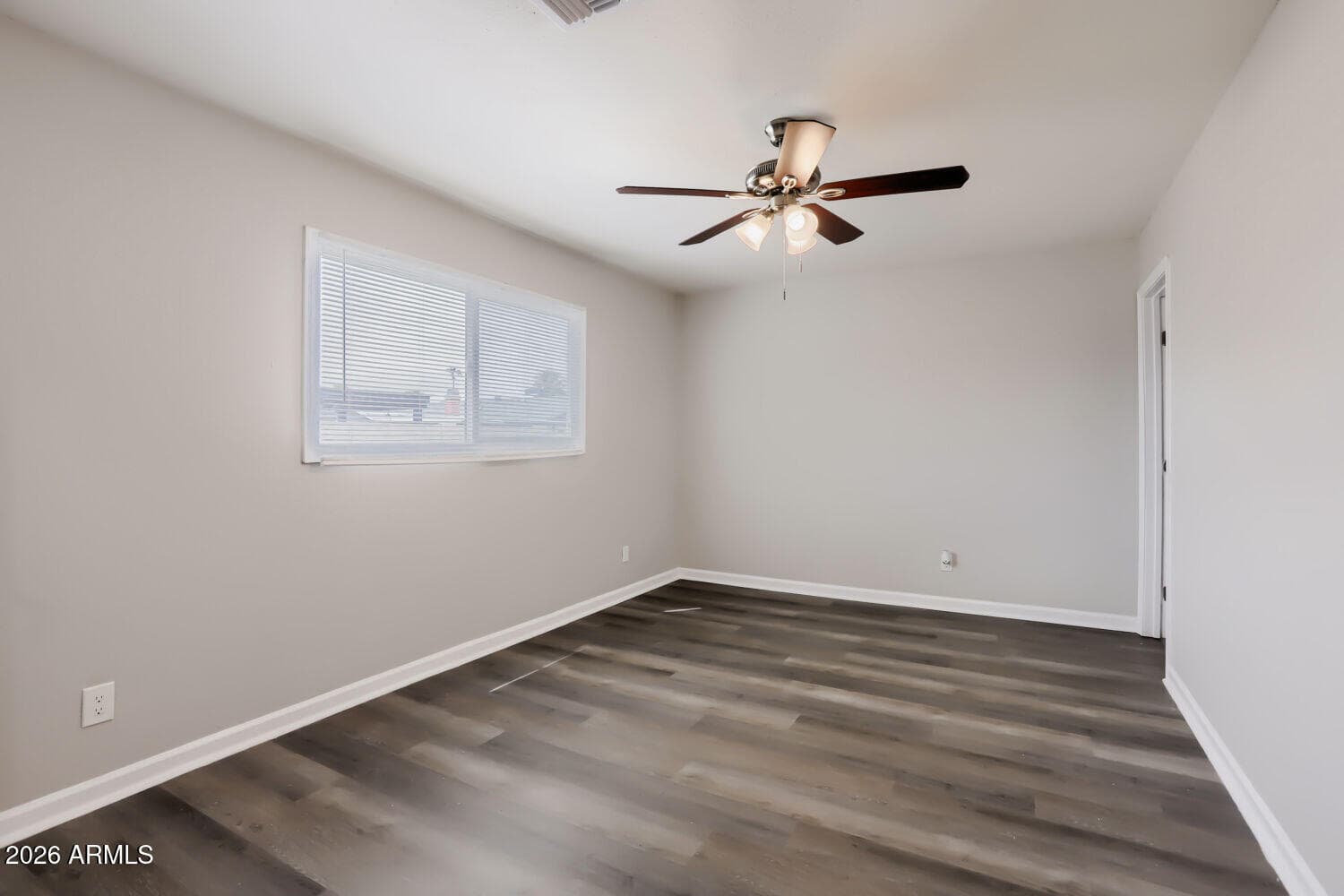 5755 W Sunnyside Drive, Glendale, AZ 85304 — photo 18 of 29