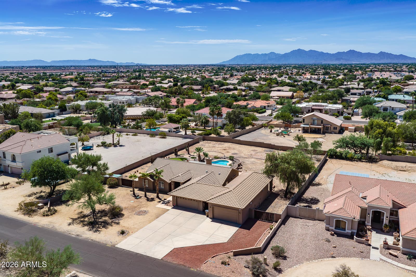 12817 W SAN MIGUEL Avenue, Litchfield Park, AZ 85340