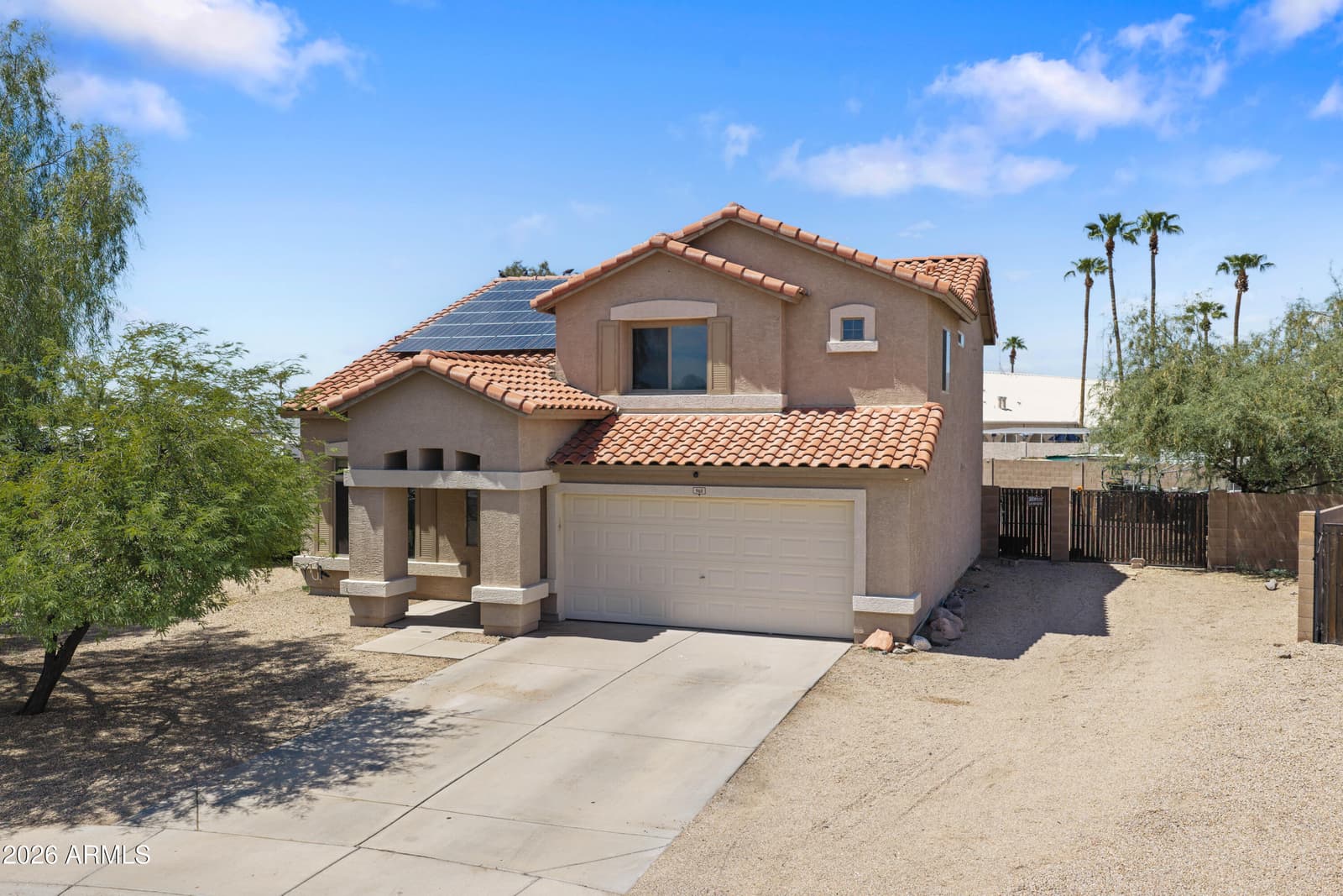 968 W 10th Avenue, Apache Junction, AZ 85120 — photo 3 of 40