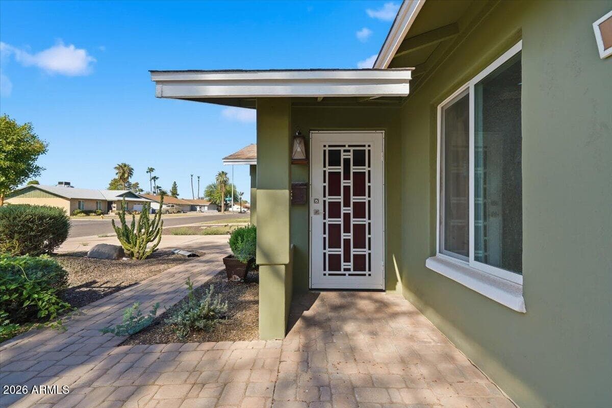 1506 E Broadmor Drive, Tempe, AZ 85282 — photo 5 of 36