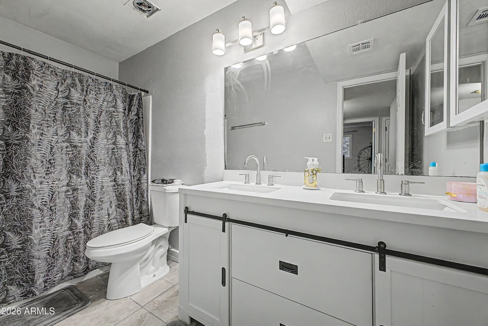 6736 W Vermont Avenue, Glendale, AZ 85303 — photo 10 of 32