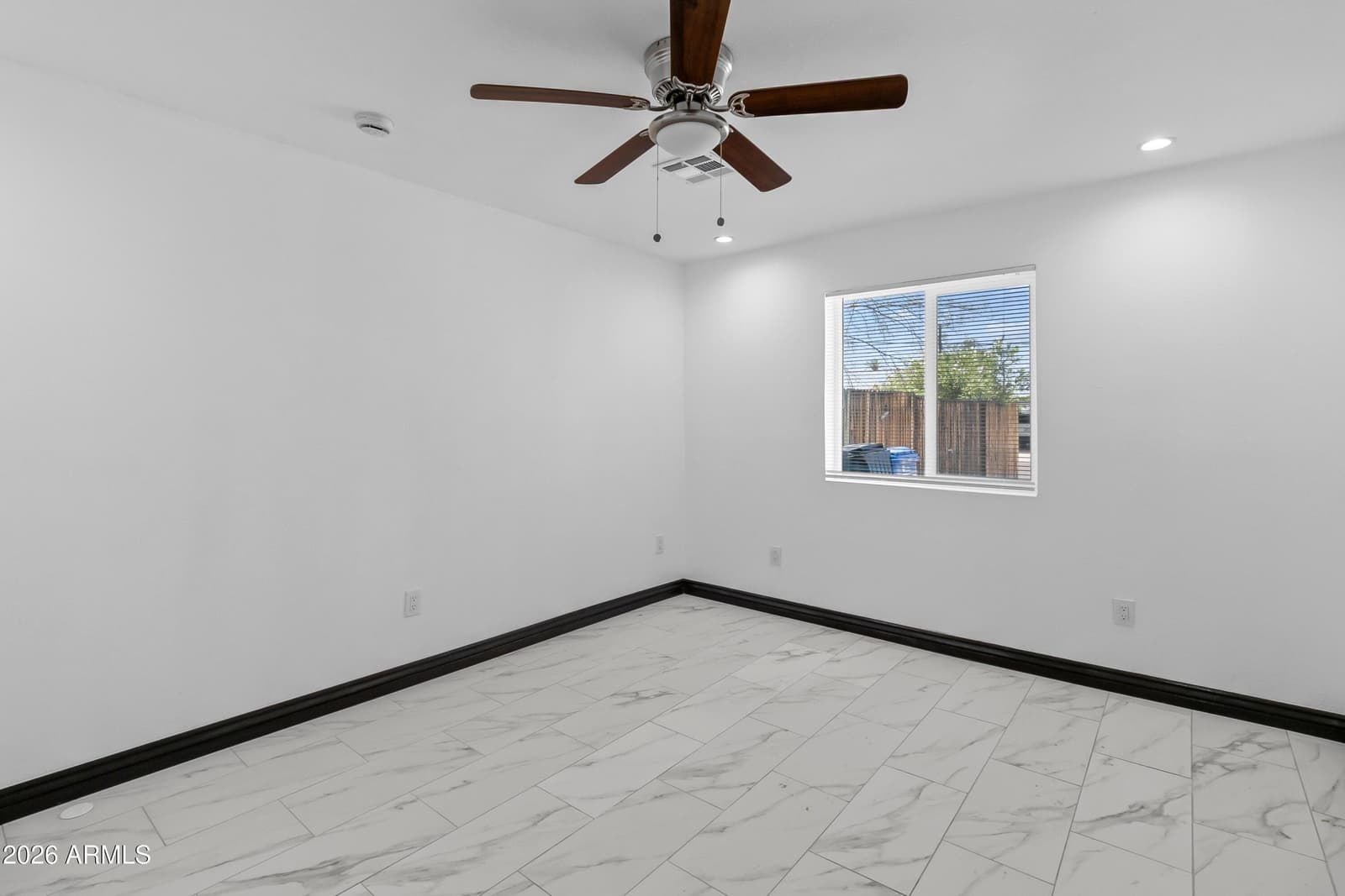 4301 N 15th Drive, Phoenix, AZ 85015 — photo 15 of 29