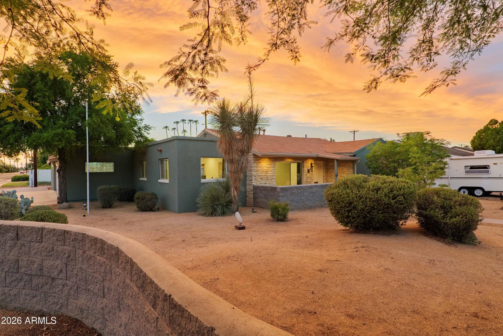3402 N 26th Place, Phoenix, AZ 85016 — photo 3 of 56