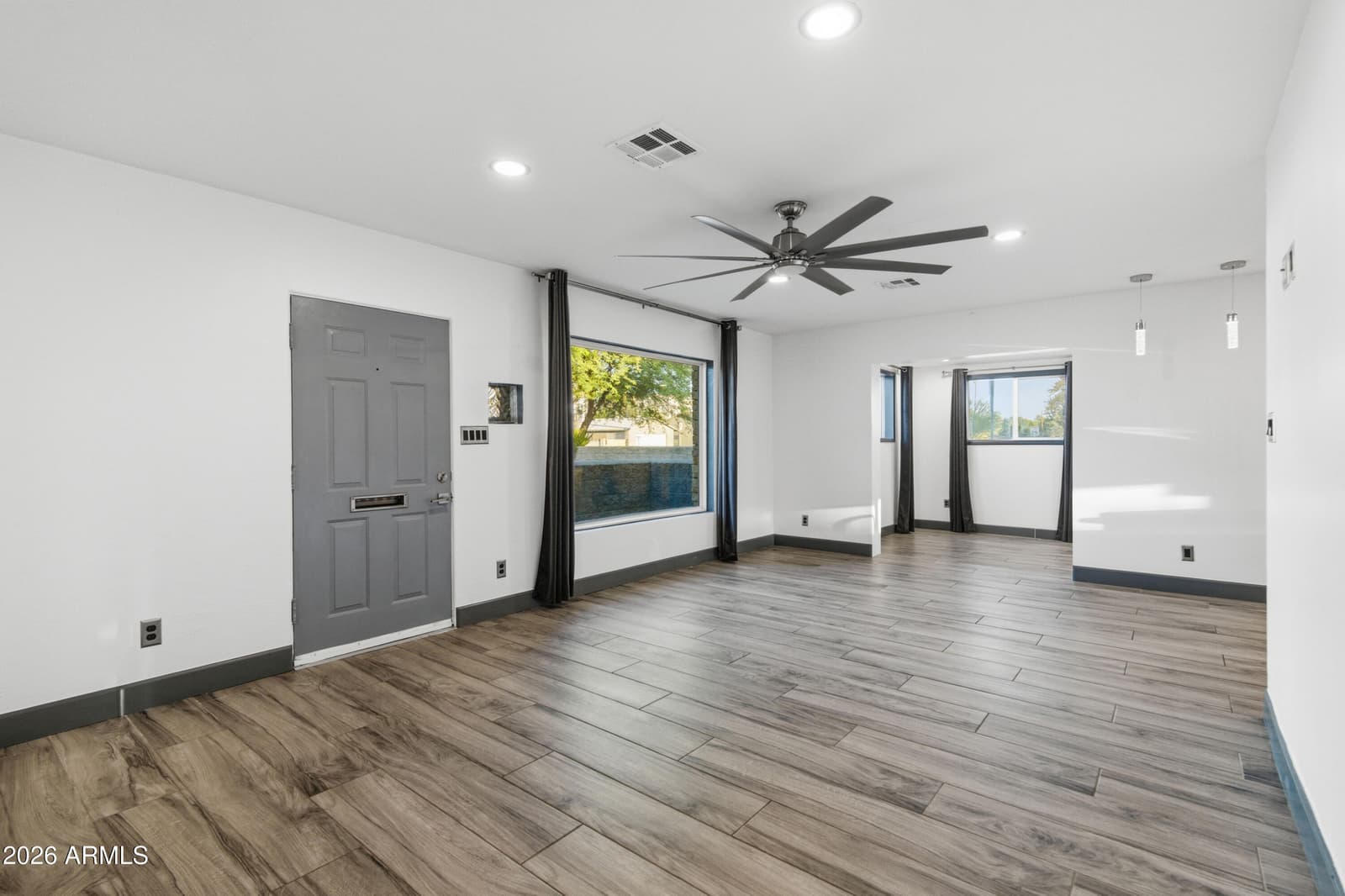 3402 N 26th Place, Phoenix, AZ 85016 — photo 6 of 56
