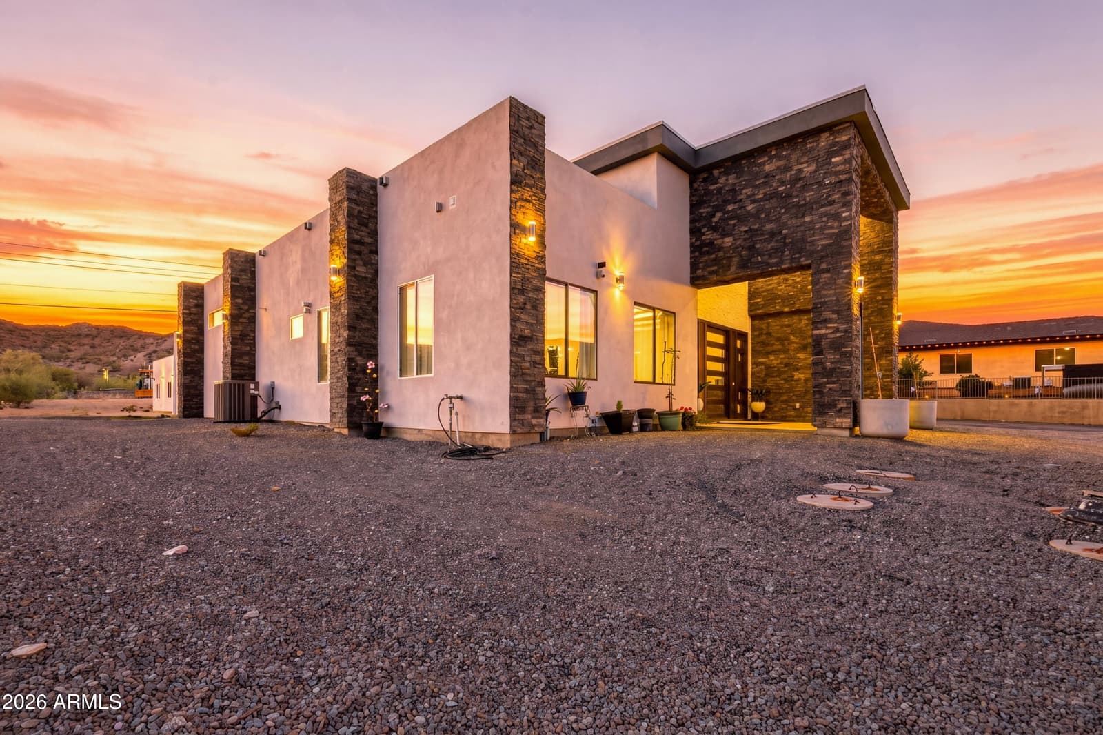 13811 W Harwell Road, Goodyear, AZ 85338 — photo 3 of 46